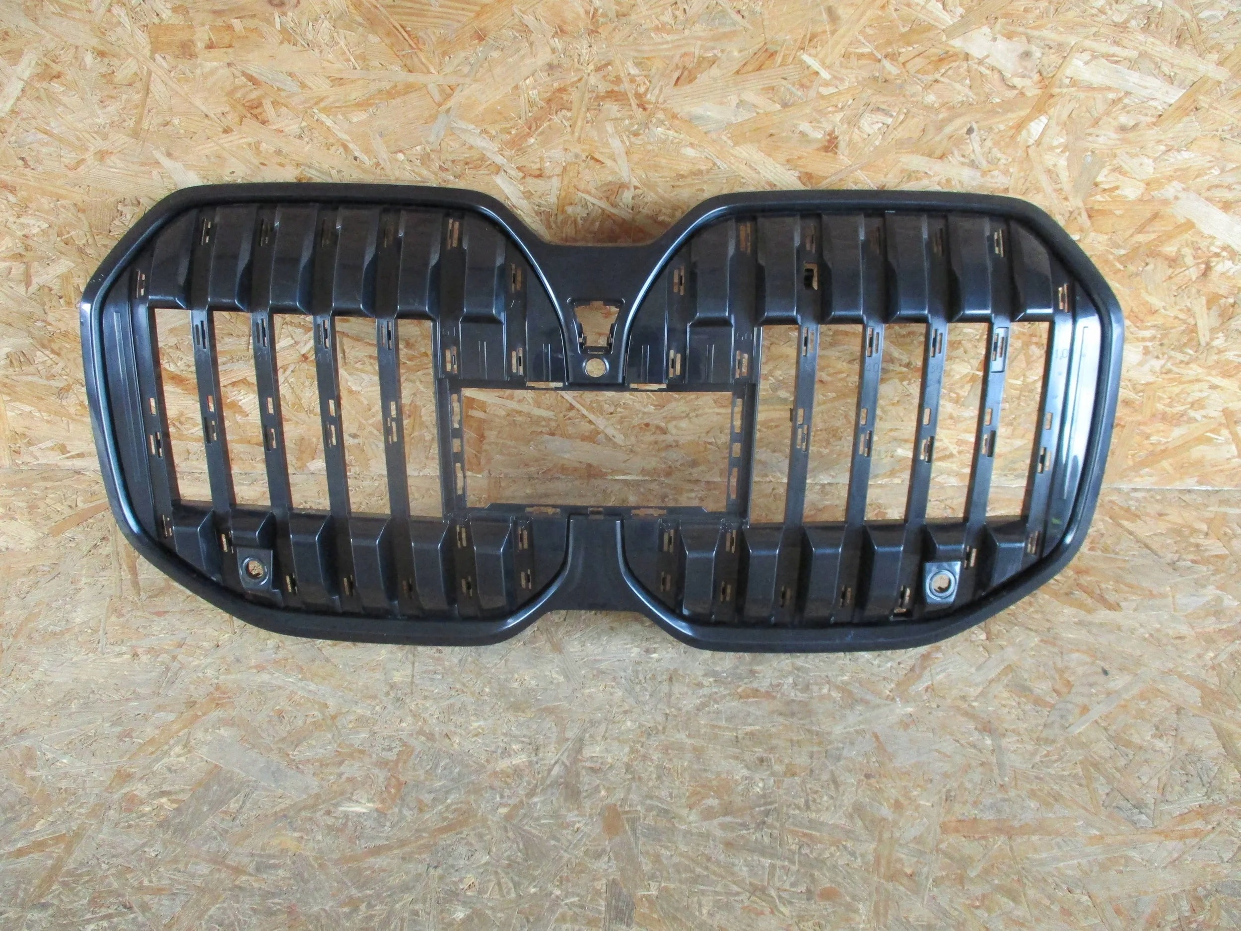 Kühlergrill BMW G70 4 G26 I4 FRONTGRILL 1318801 Kühlergitter