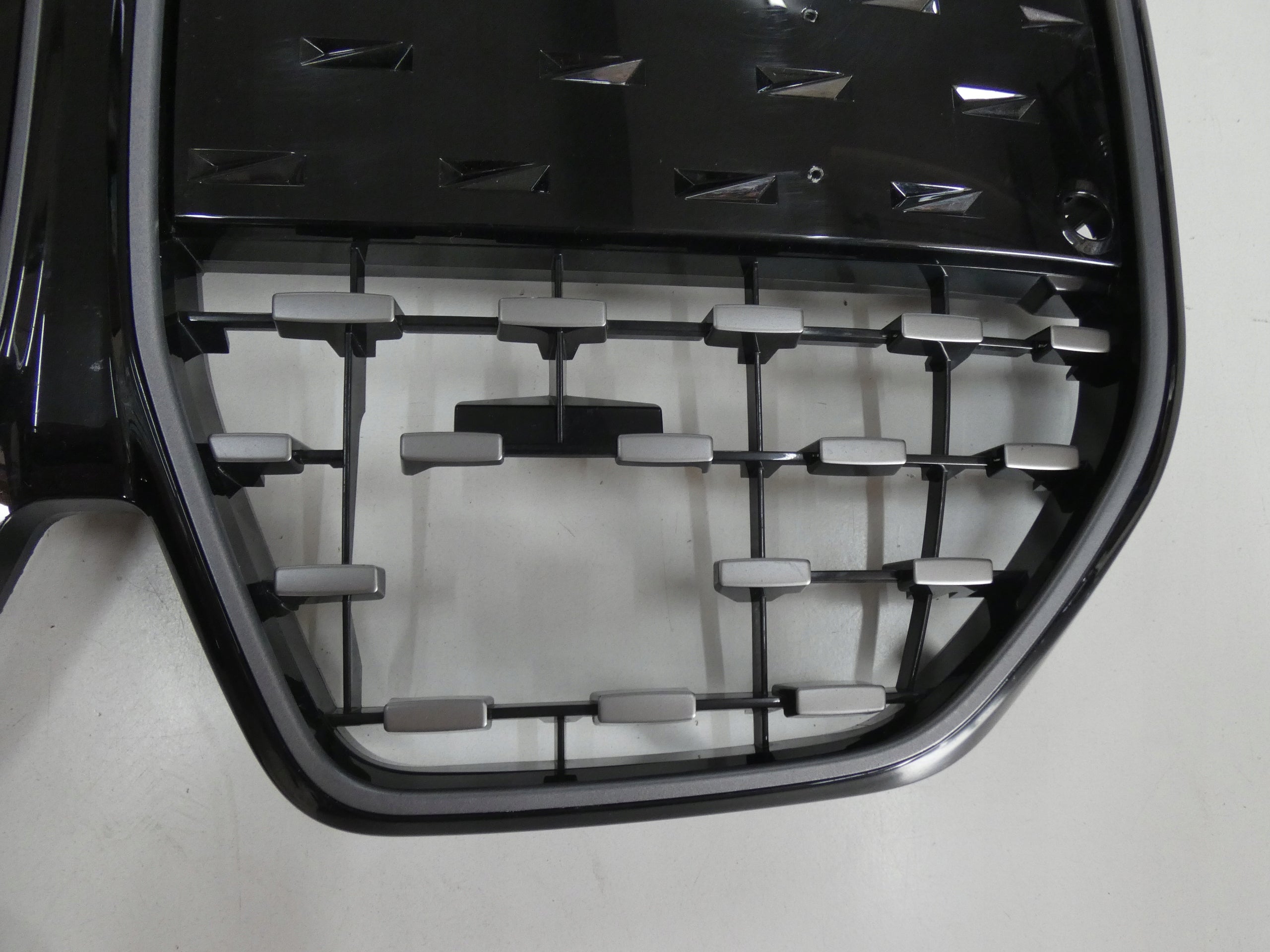 Kühlergrill BMW 4 G26 I4 FRONTGRILL 1318801 Kühlergitter