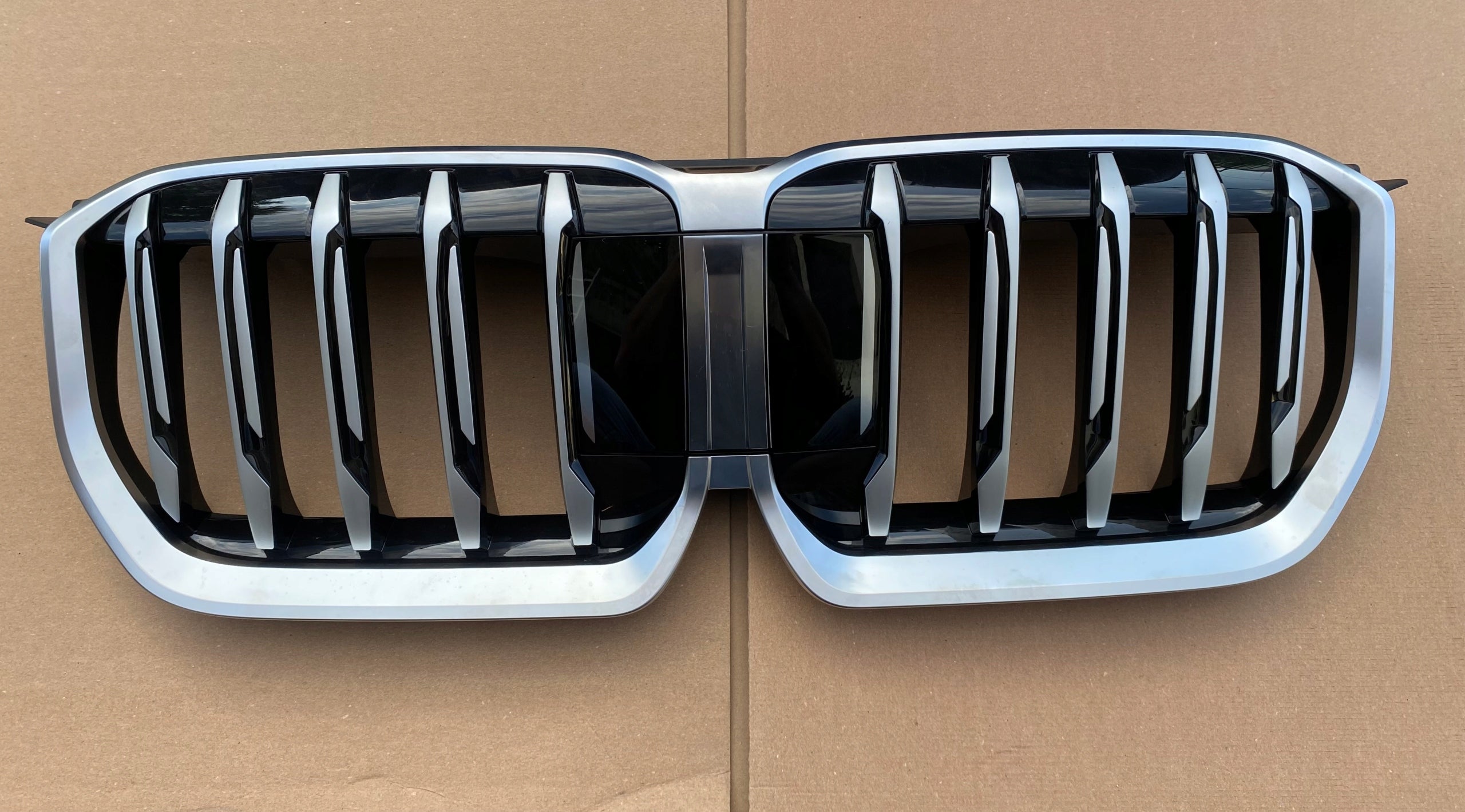  Kühlergrill BMW X1 U11 IX3 FRONTGRILL 9880301 Kühlergitter product image