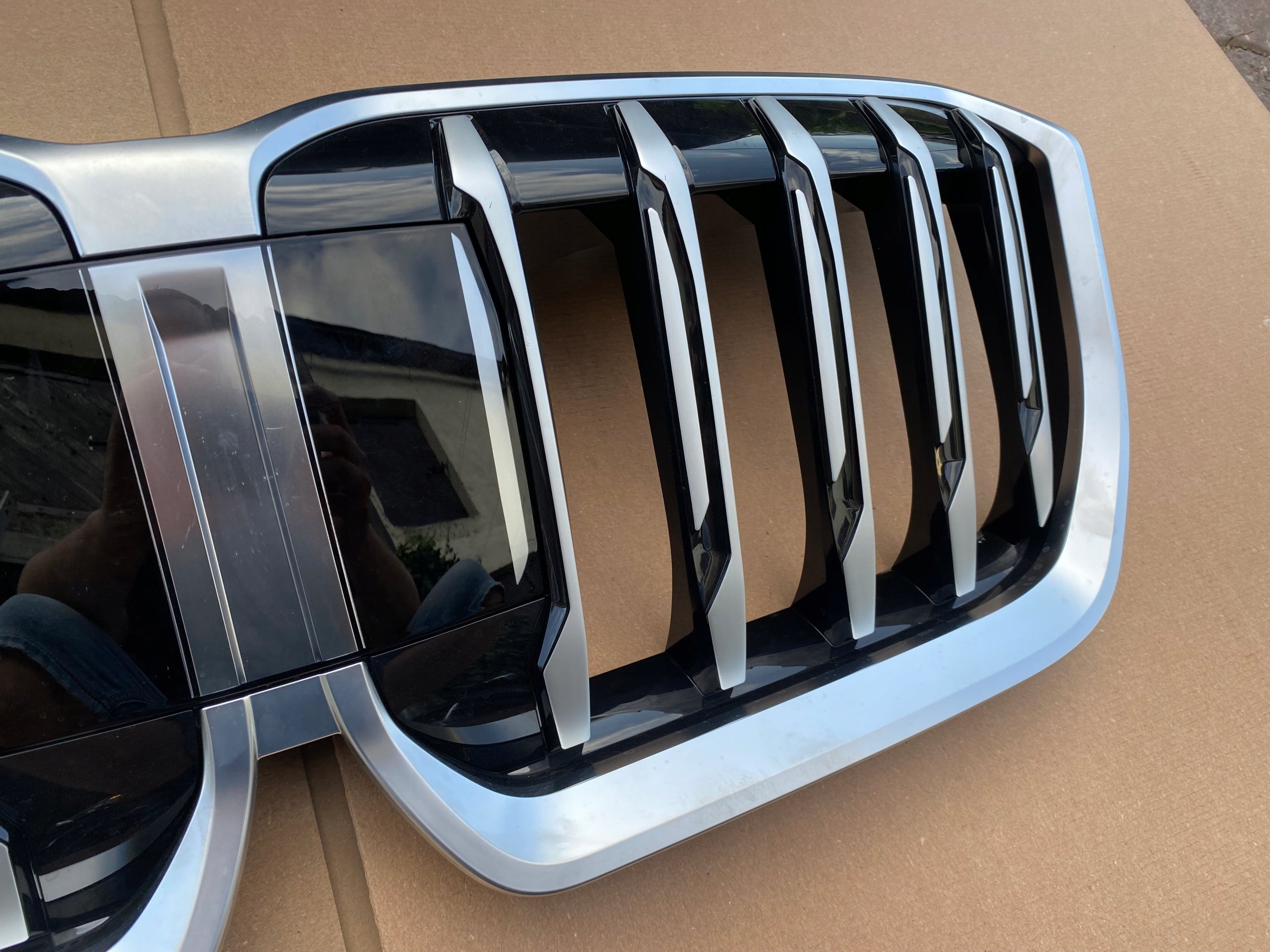 Kühlergrill BMW X1 U11 IX3 FRONTGRILL 9880301 Kühlergitter