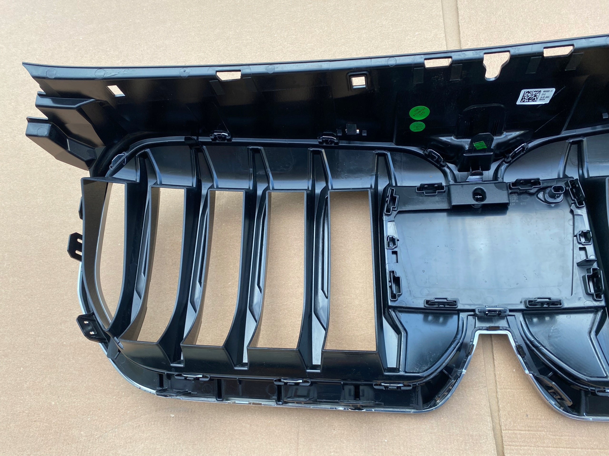 Kühlergrill BMW X1 U11 IX3 FRONTGRILL 9880301 Kühlergitter