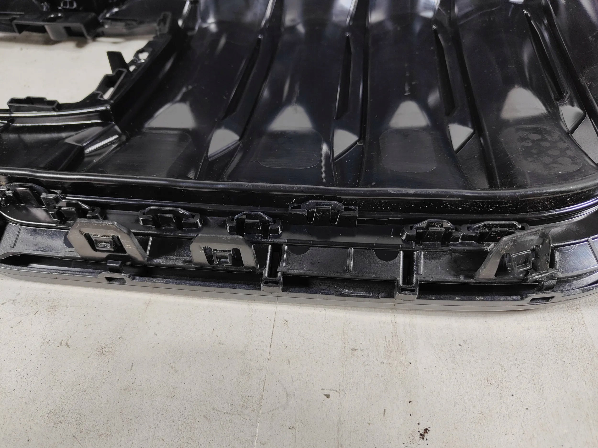 Kühlergrill BMW IX1 U11 FRONTGRILL 5A0BB86 Kühlergitter