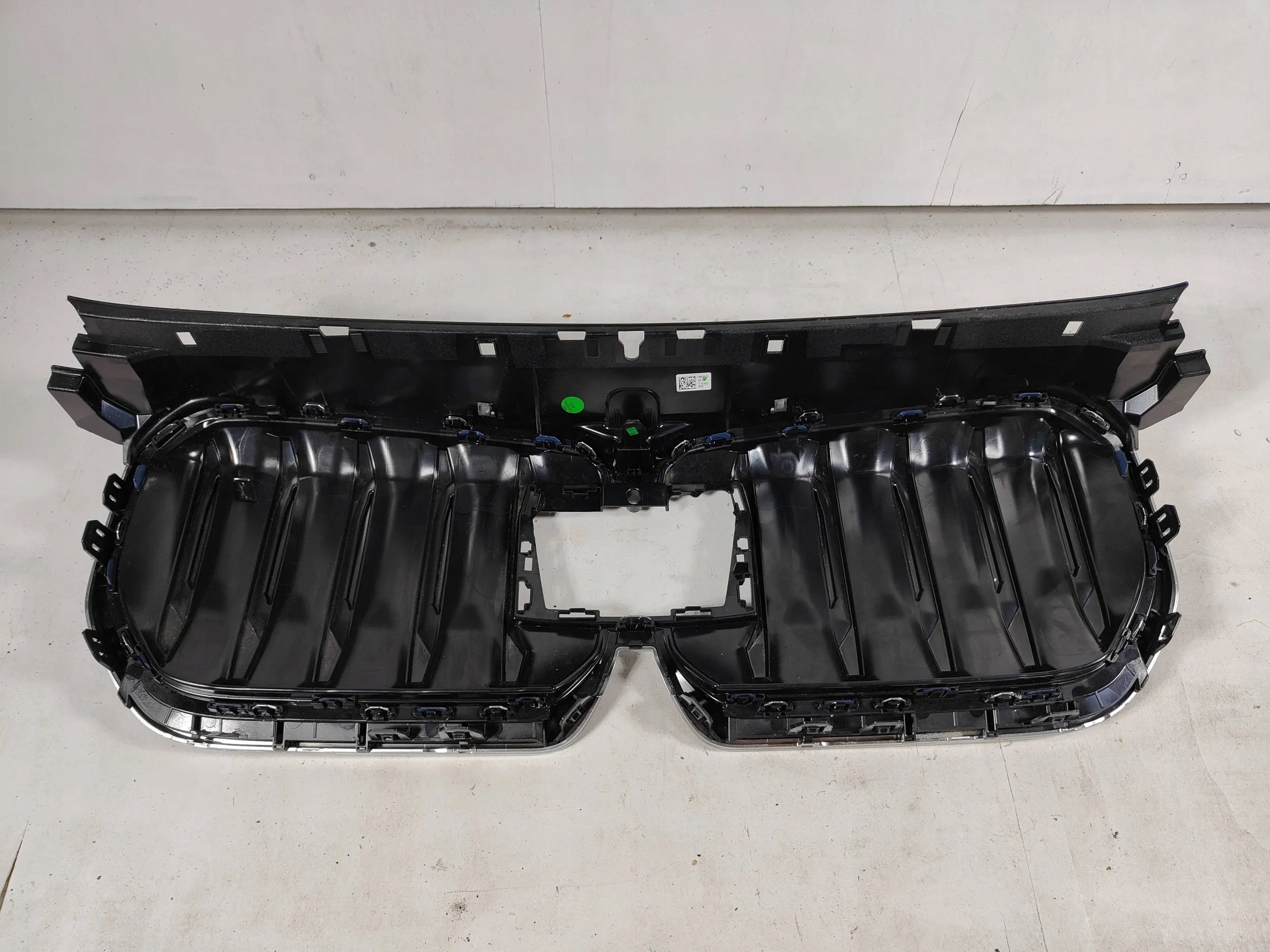 Kühlergrill BMW IX1 U11 FRONTGRILL 9880307 Kühlergitter