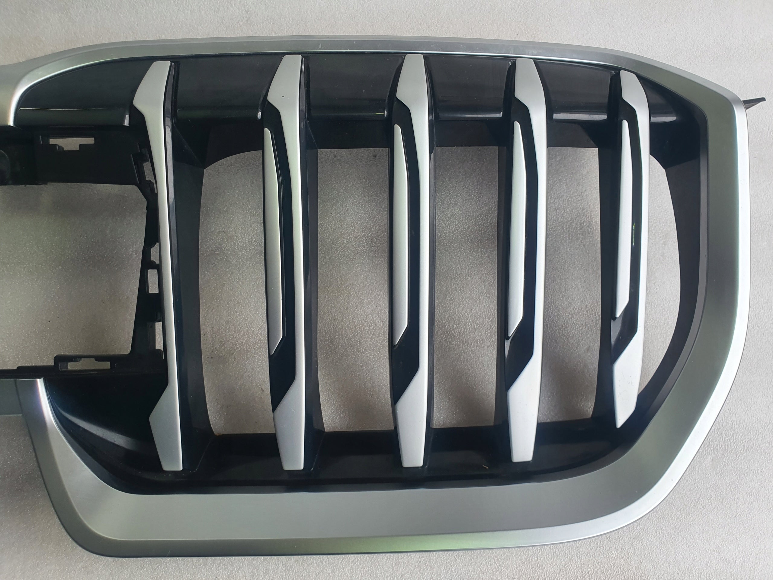 Kühlergrill BMW X1 U11 IX1 FRONTGRILL 1122988 Kühlergitter