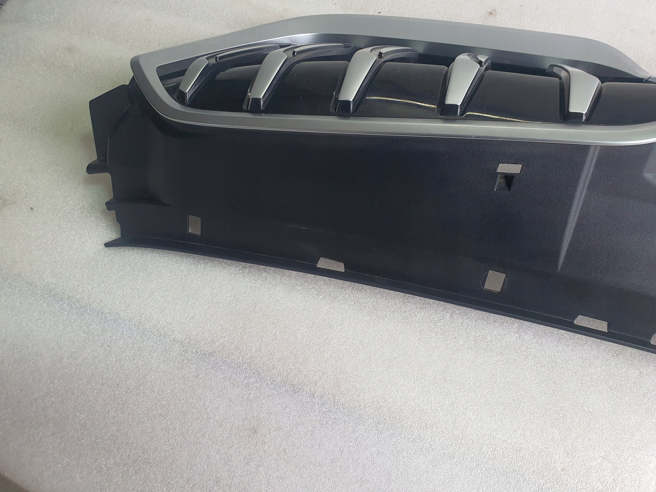 Kühlergrill BMW X1 U11 IX1 FRONTGRILL 1122988 Kühlergitter