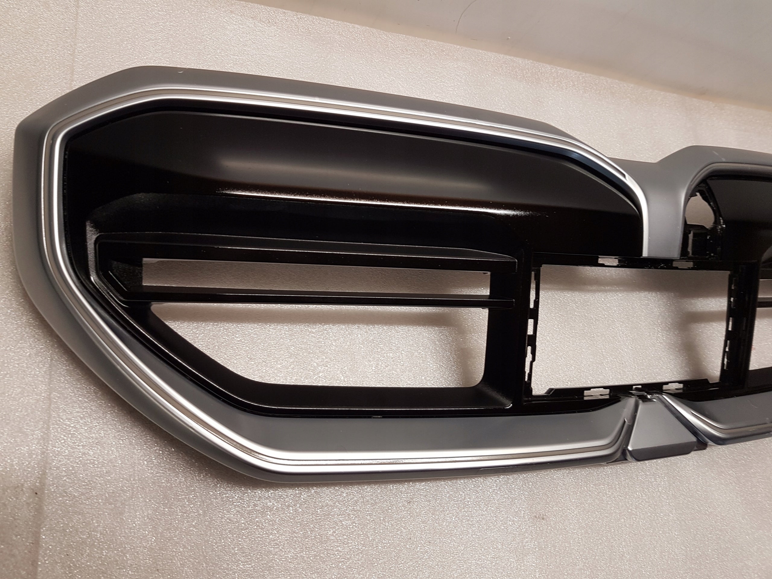 Kühlergrill BMW M5 5 G60 G61 M6 FRONTGRILL 5A34482 Kühlergitter