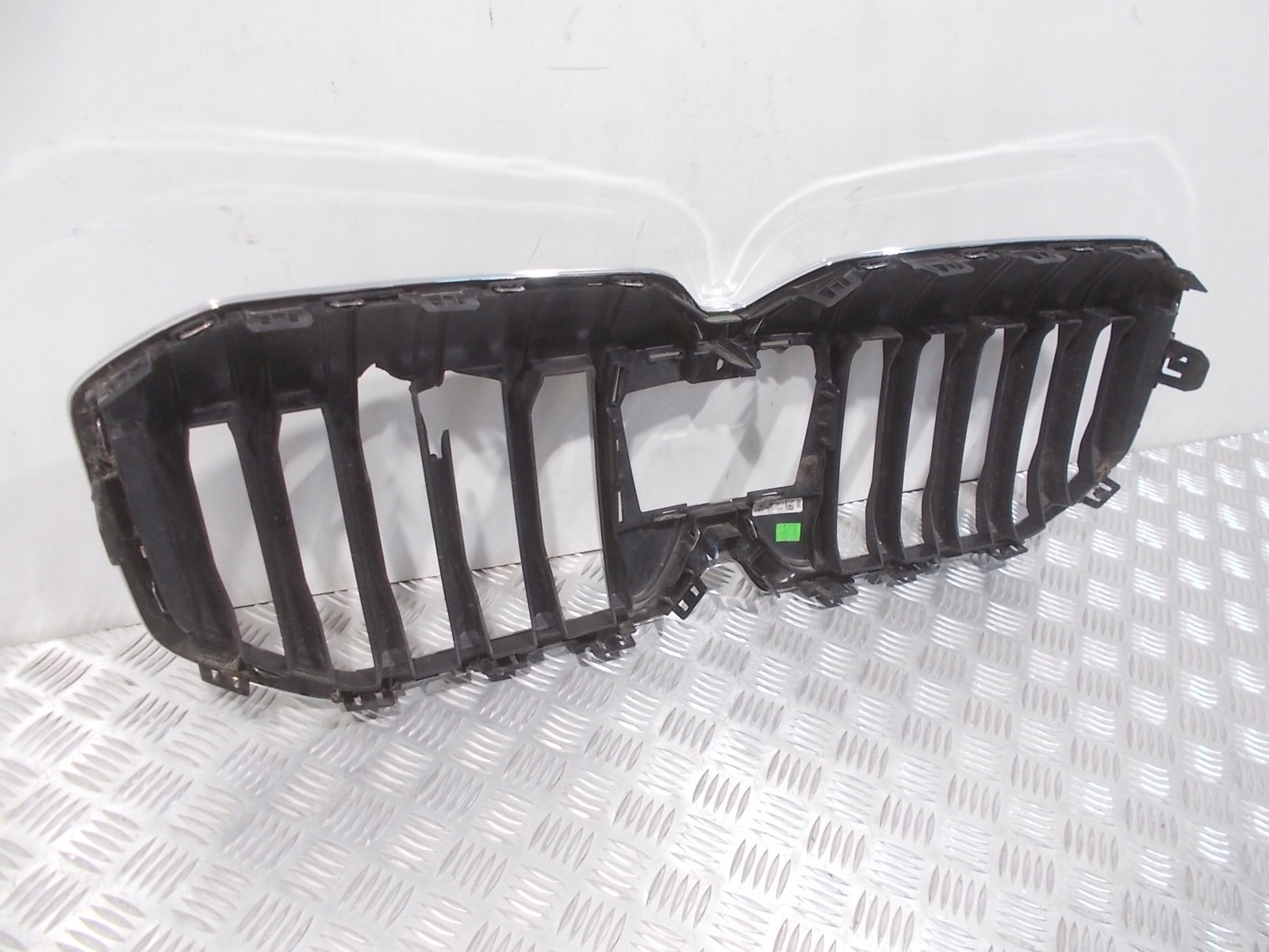 Kühlergrill BMW U06 FRONTGRILL 8737180 Kühlergitter