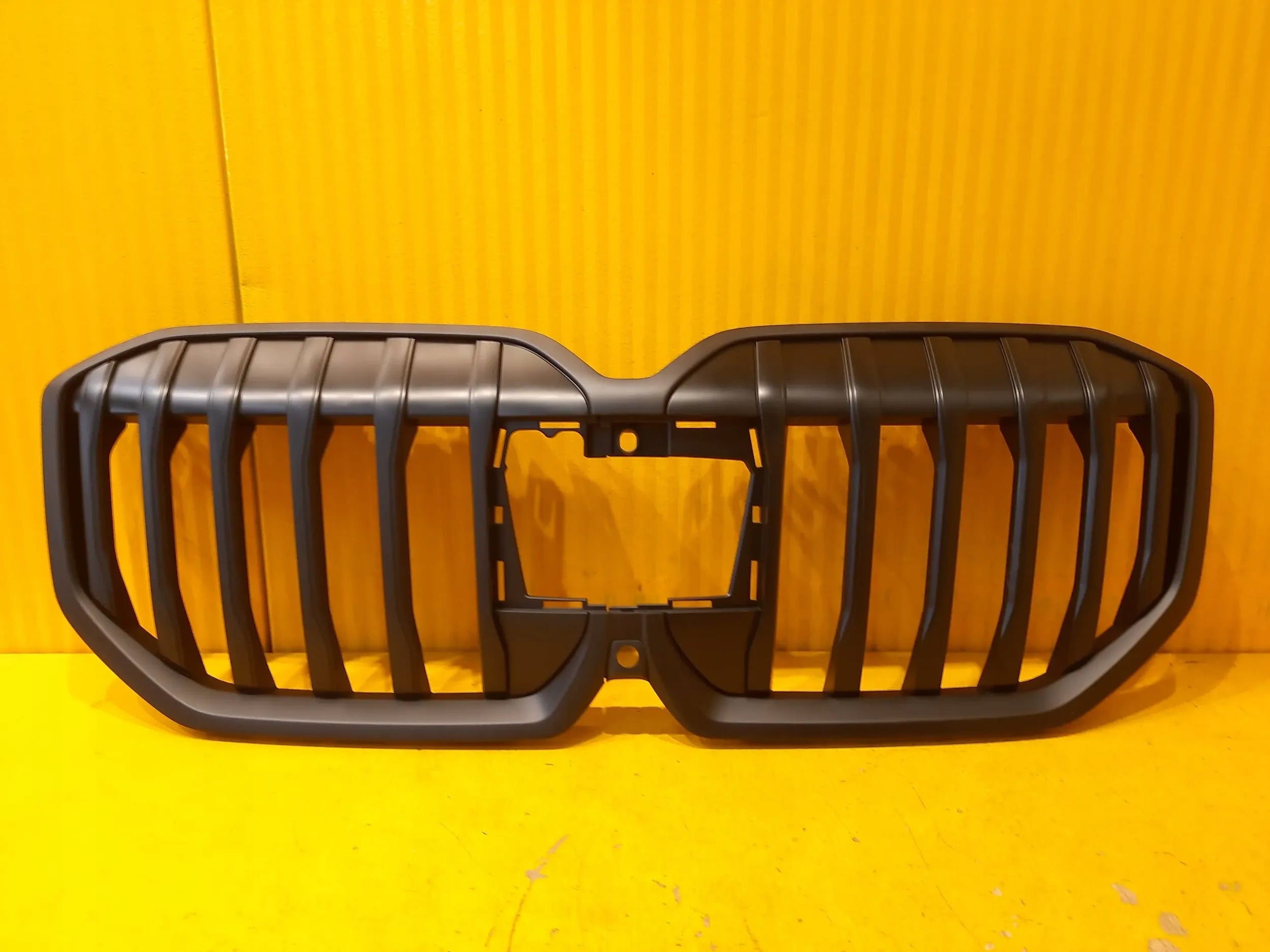  Kühlergrill BMW U06 FRONTGRILL 9882243 Kühlergitter product image