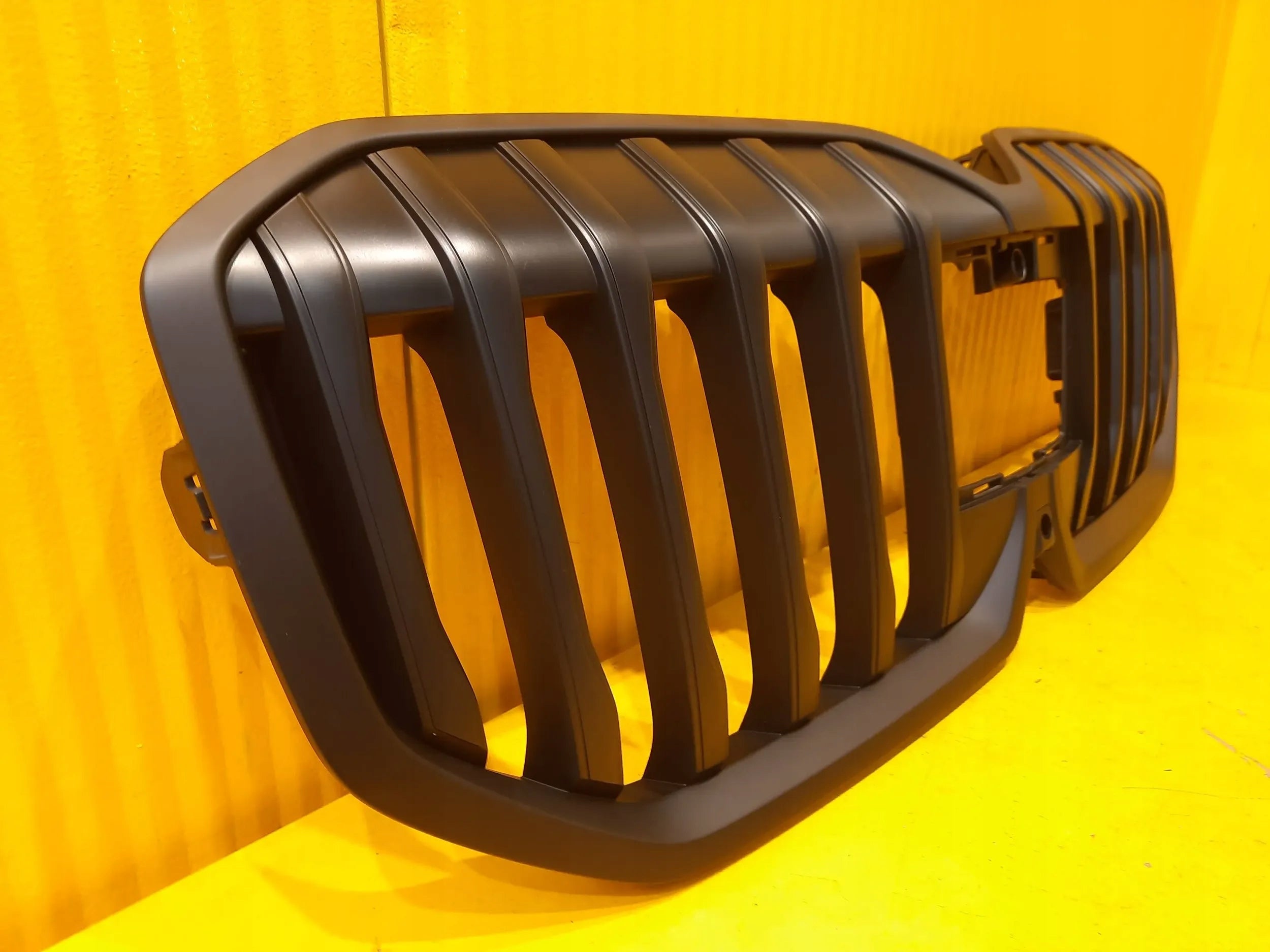 Kühlergrill BMW U06 FRONTGRILL 9882243 Kühlergitter