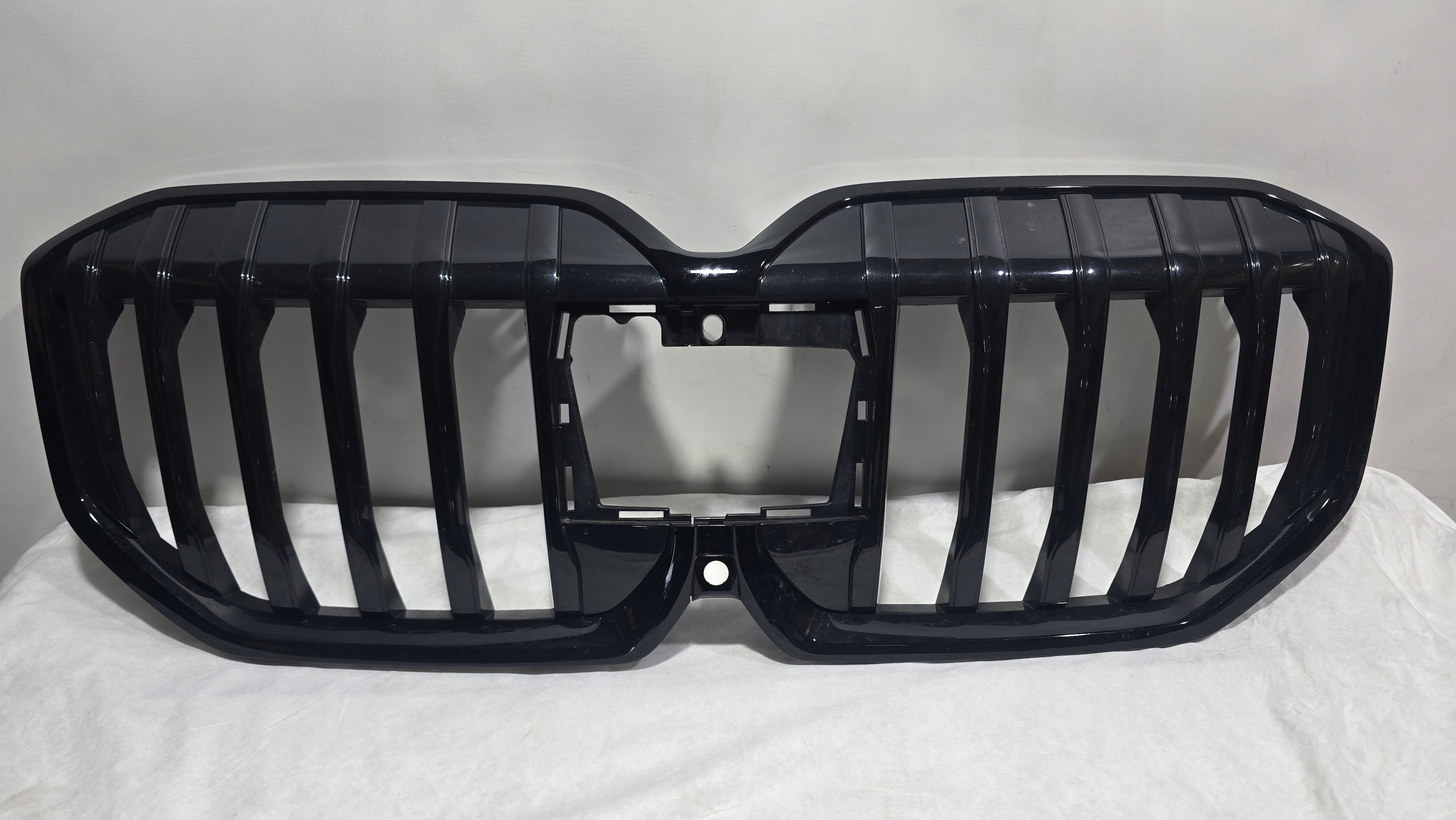 Kühlergrill BMW U06 FRONTGRILL 3988224 Kühlergitter