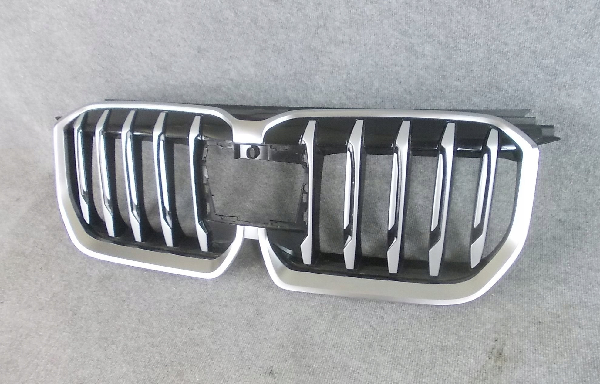 Kühlergrill BMW X1 U11 FRONTGRILL 1851781 Kühlergitter