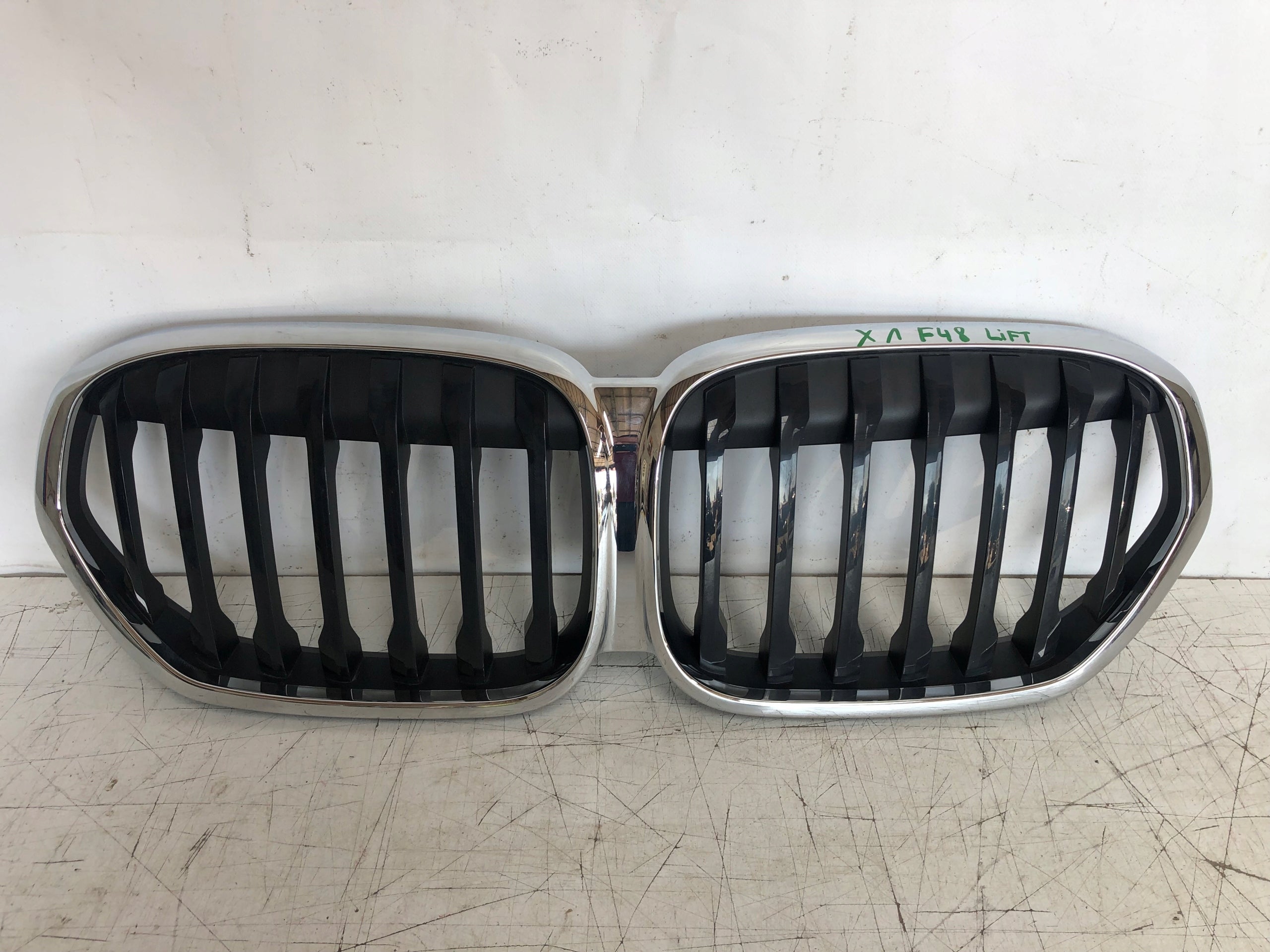 Kühlergrill BMW X1 FRONTGRILL 1318517 Kühlergitter