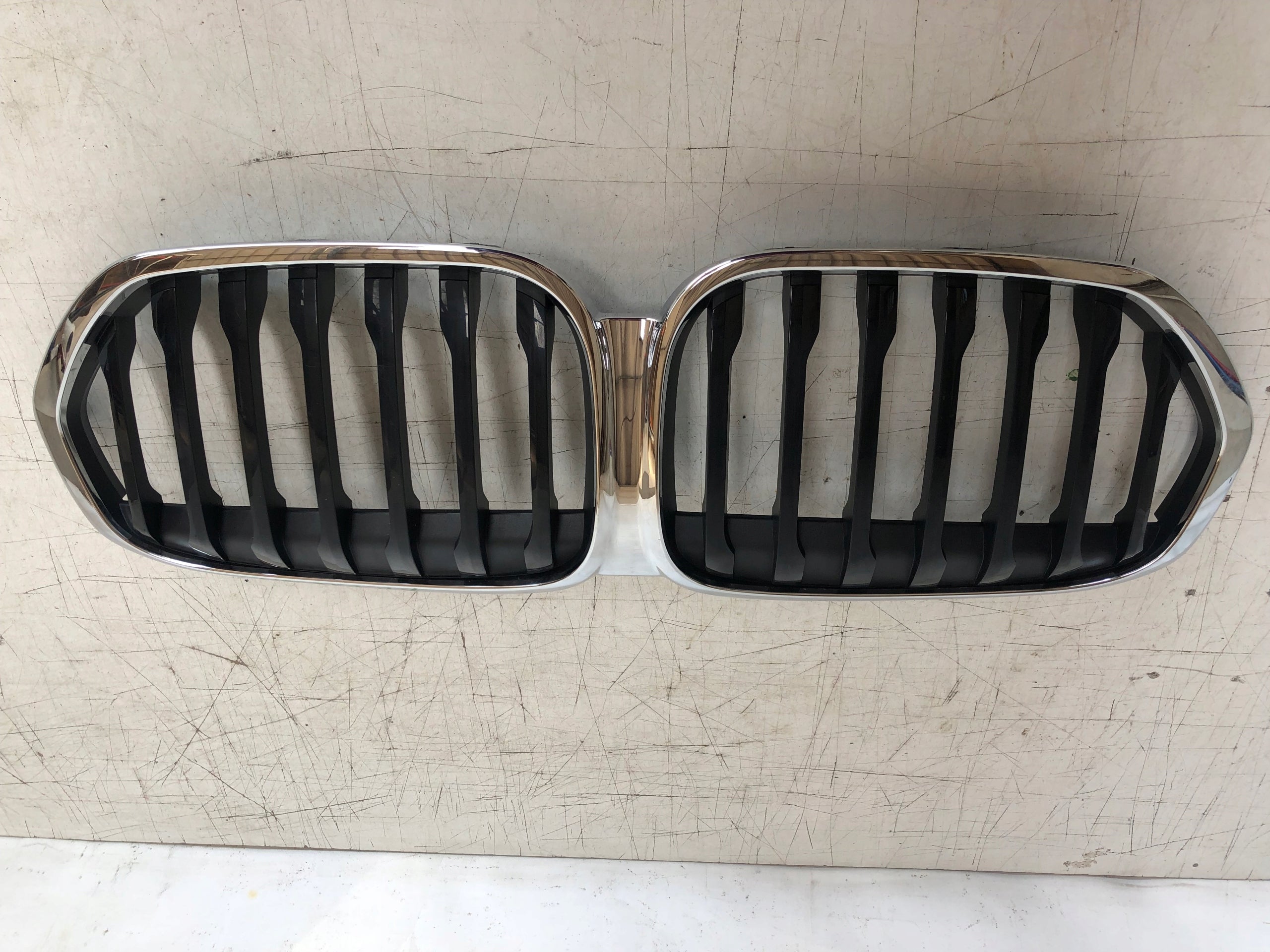 Kühlergrill BMW X1 FRONTGRILL 1318517 Kühlergitter