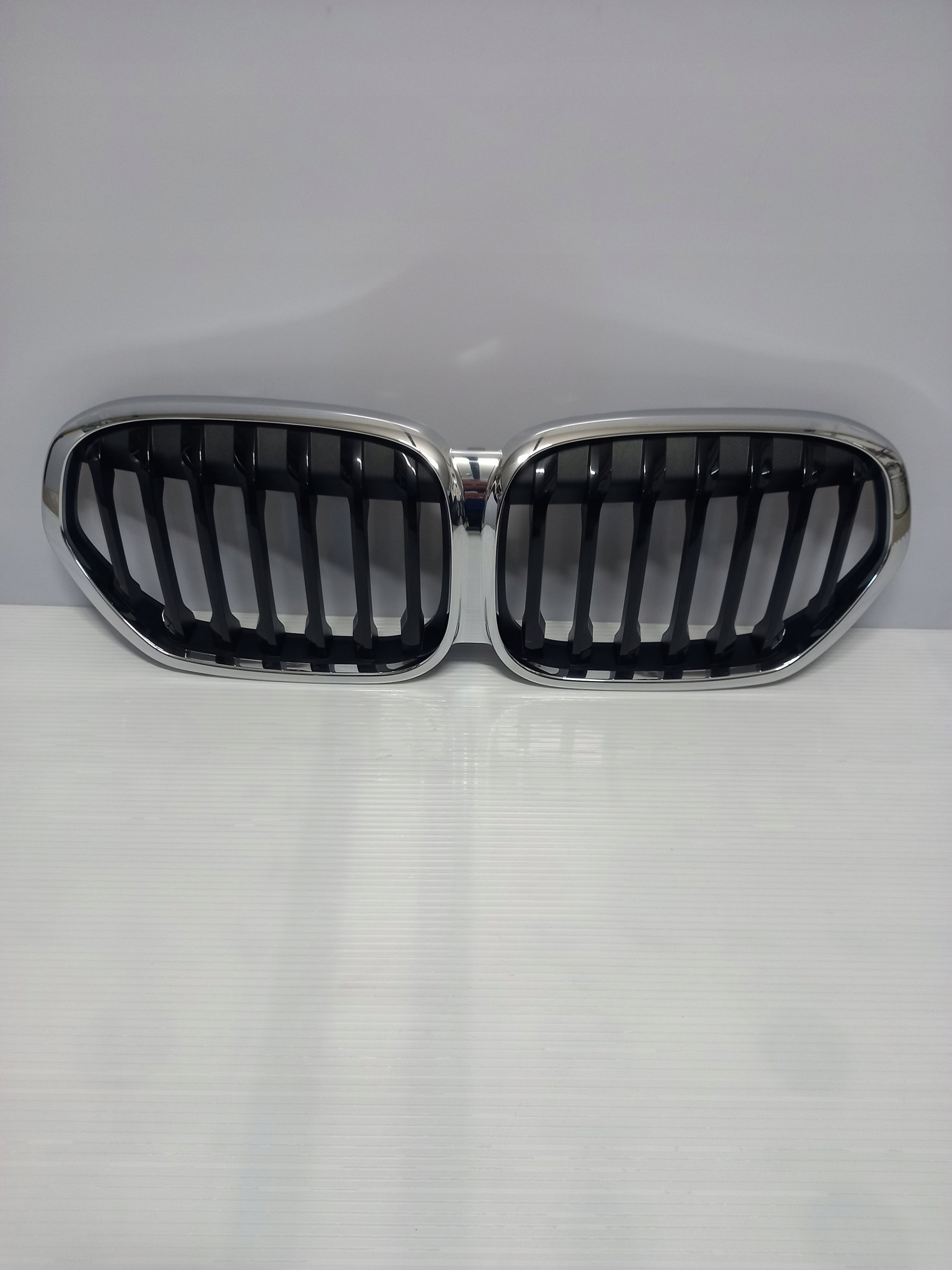  Kühlergrill BMW X1 F48 FRONTGRILL 5113849 Kühlergitter product image