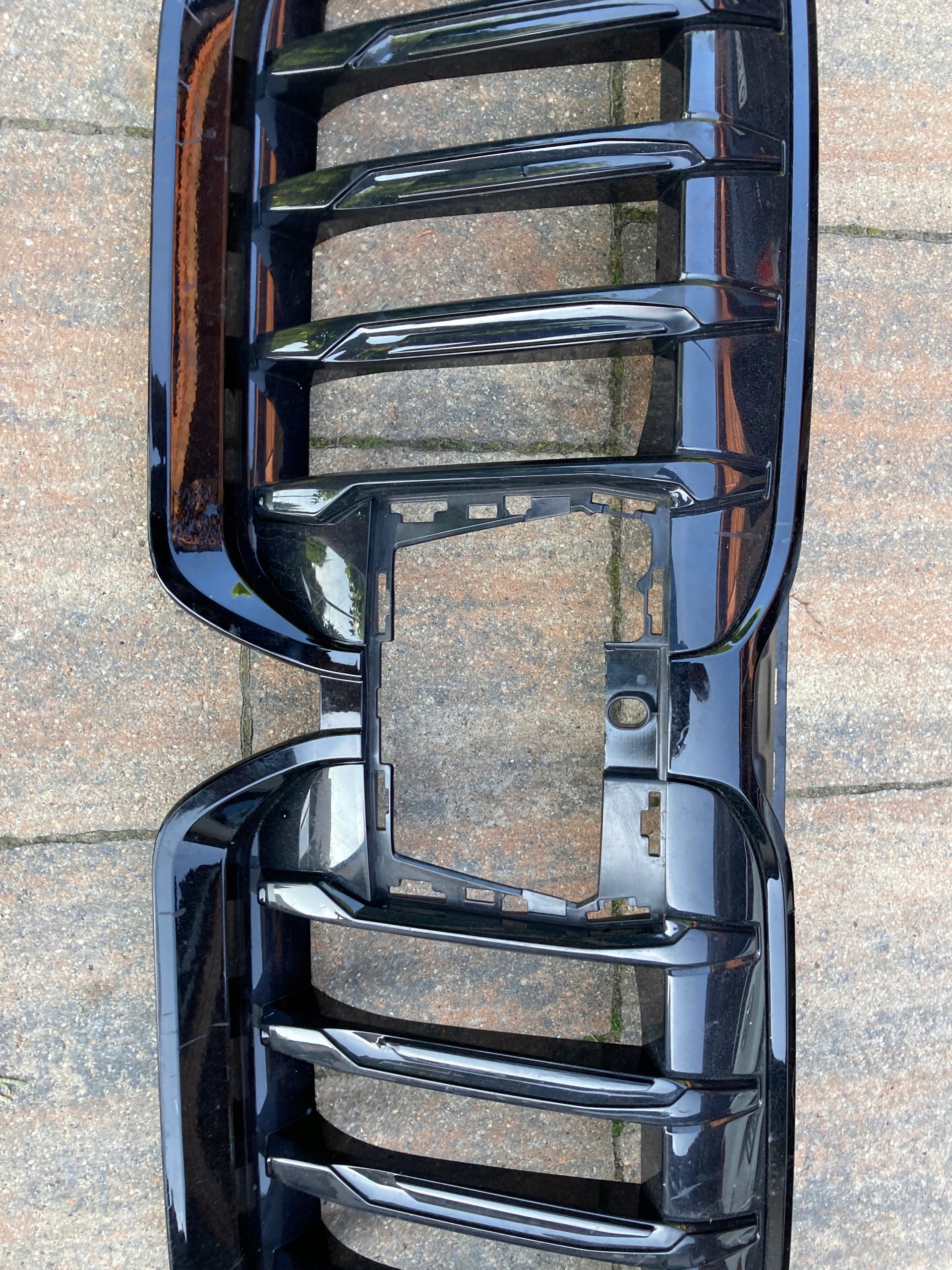 Kühlergrill BMW X1 U11 FRONTGRILL 8803015 Kühlergitter