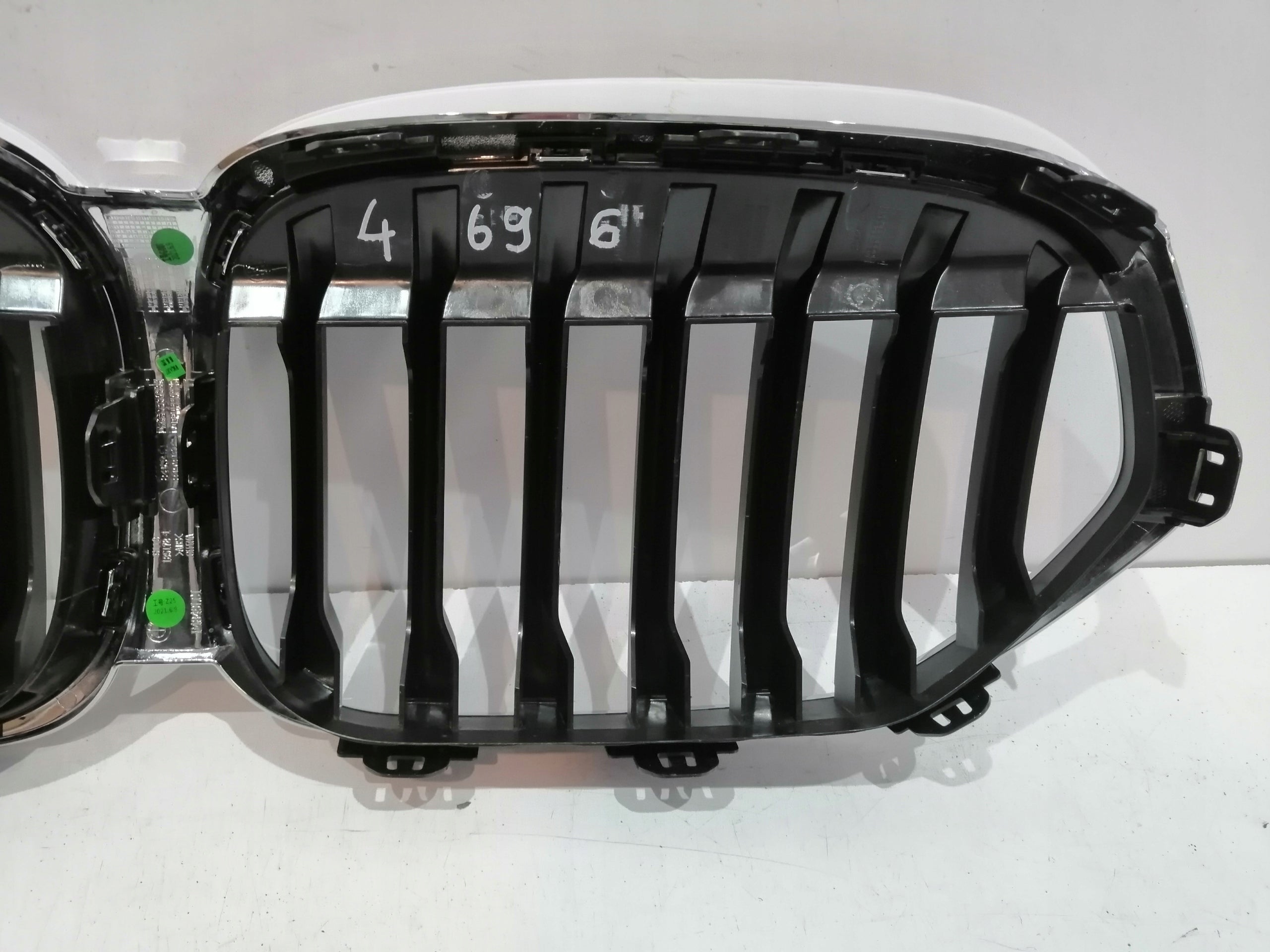 Kühlergrill BMW F48 F49 X1 F48 FRONTGRILL 8493451 Kühlergitter