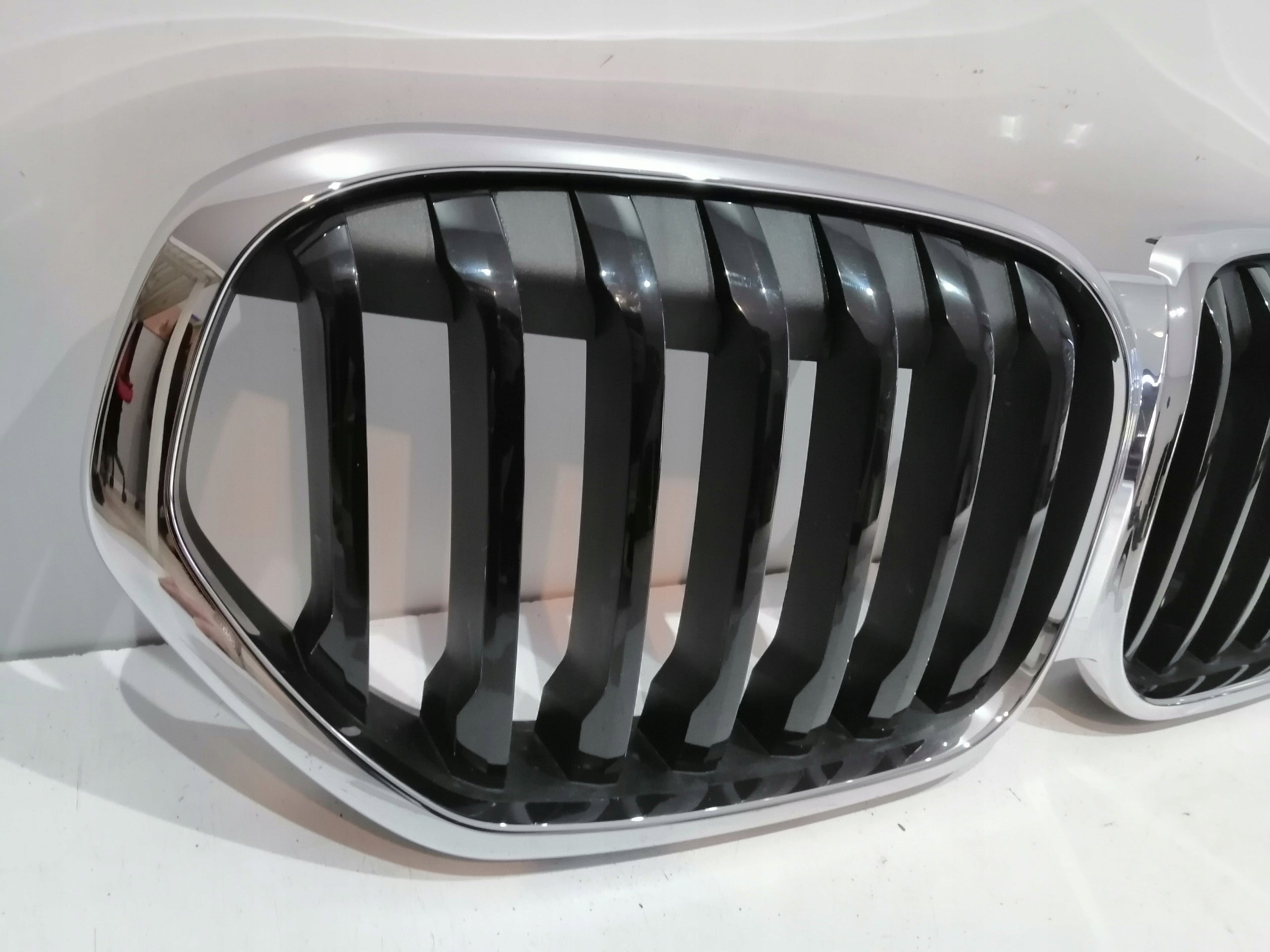 Kühlergrill BMW F48 F49 X1 F48 FRONTGRILL 8493451 Kühlergitter