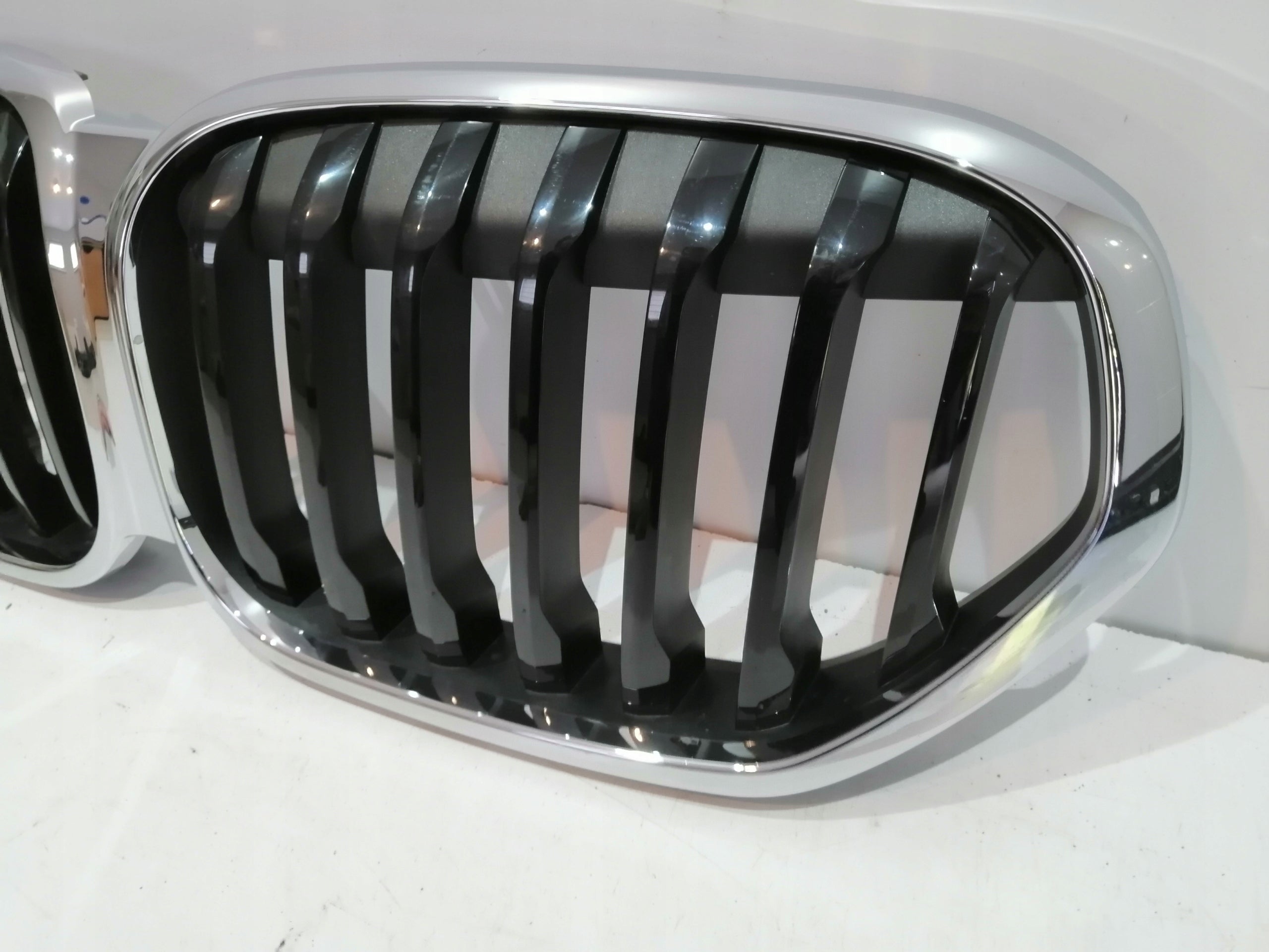 Kühlergrill BMW F48 F49 X1 F48 FRONTGRILL 8493451 Kühlergitter