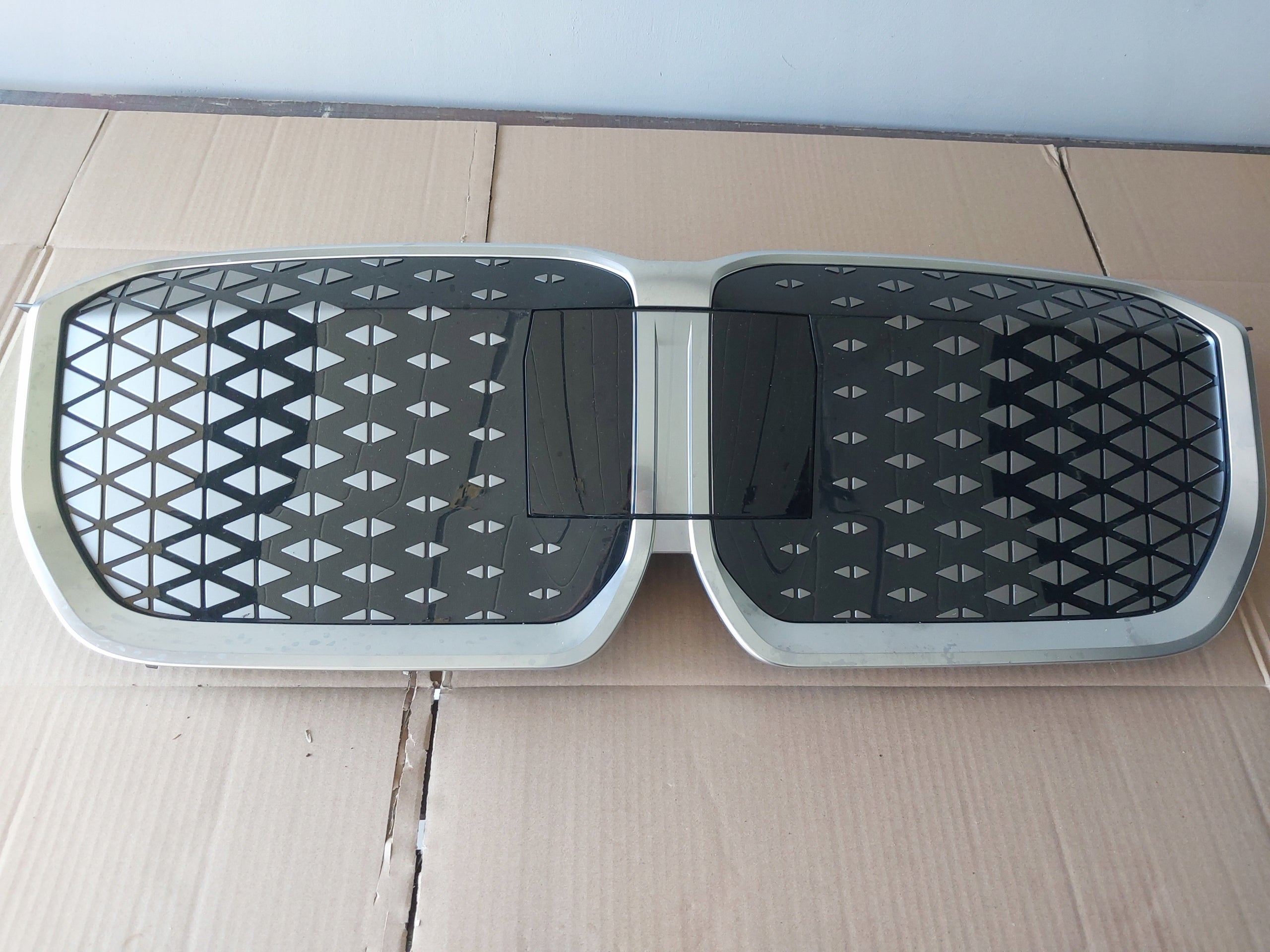 Kühlergrill BMW X1 U11 FRONTGRILL Kühlergitter