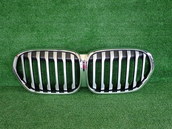  Radiator grille BMW X1 F48 FRONT GRILL Radiator grille  product image