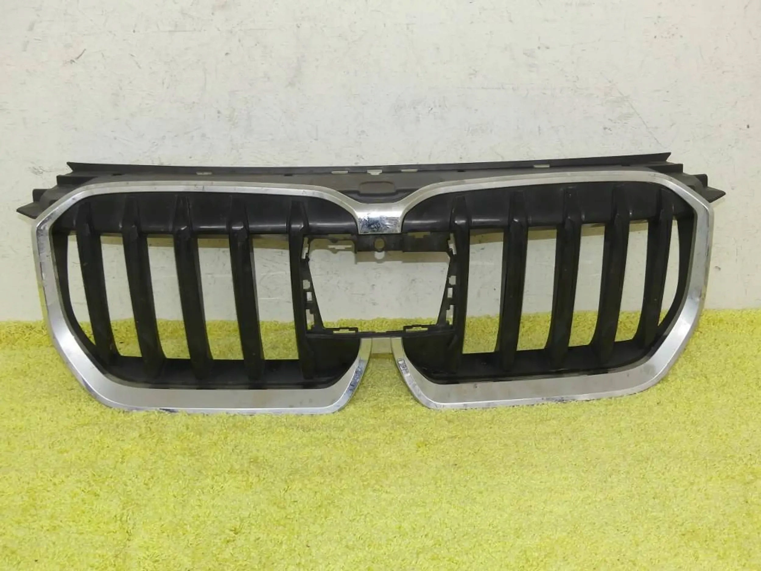  Kühlergrill BMW X1 U11 FRONTGRILL 9883426 Kühlergitter product image