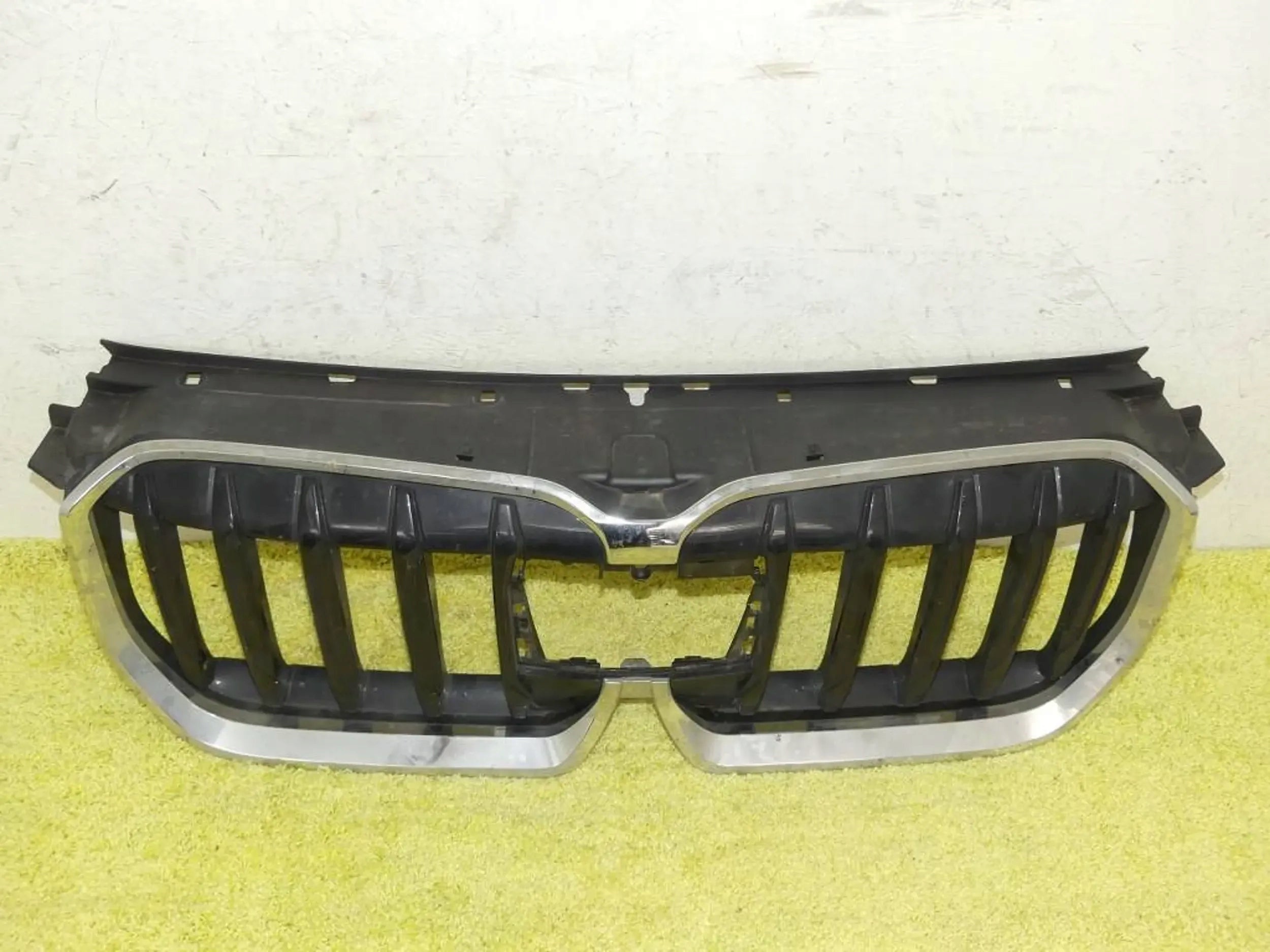 Kühlergrill BMW X1 U11 FRONTGRILL 9883426 Kühlergitter