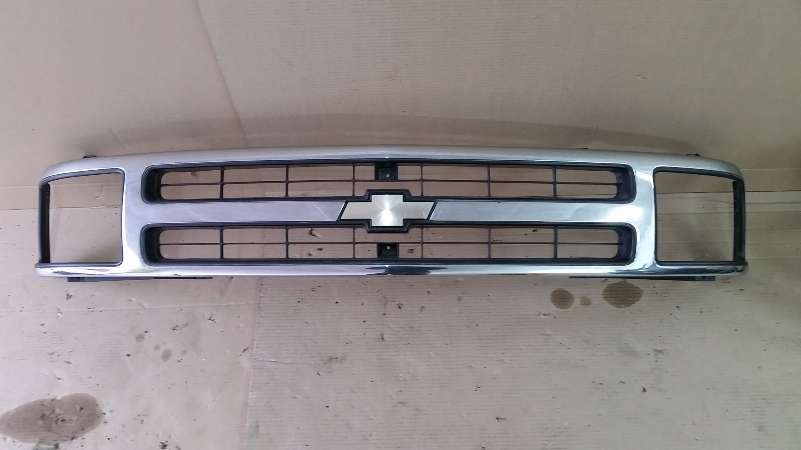 Kühlergrill Chevrolet BLAZER FRONTGRILL Kühlergitter