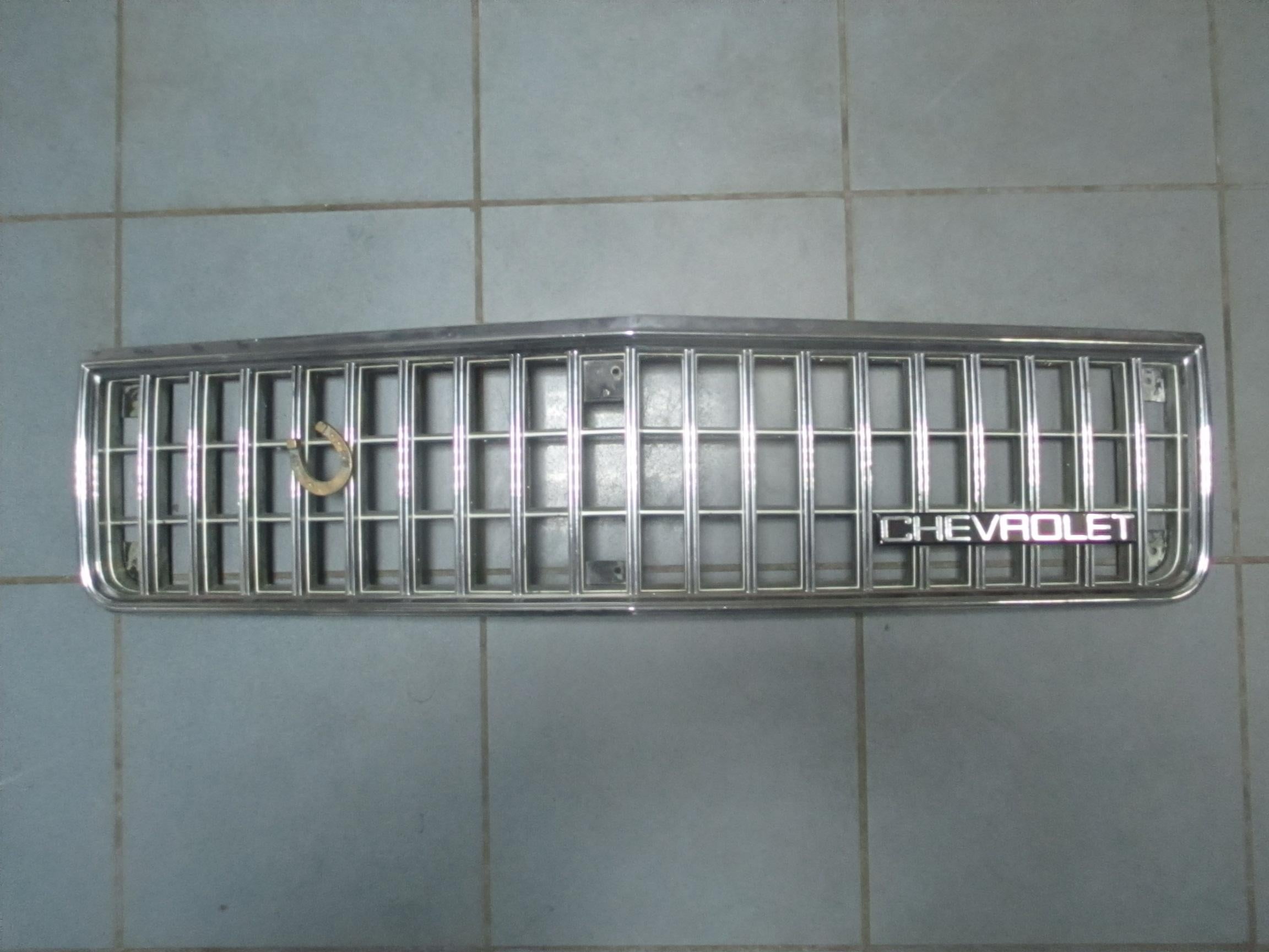 Kühlergrill Chevrolet CAPRICE FRONTGRILL 209012616 Kühlergitter