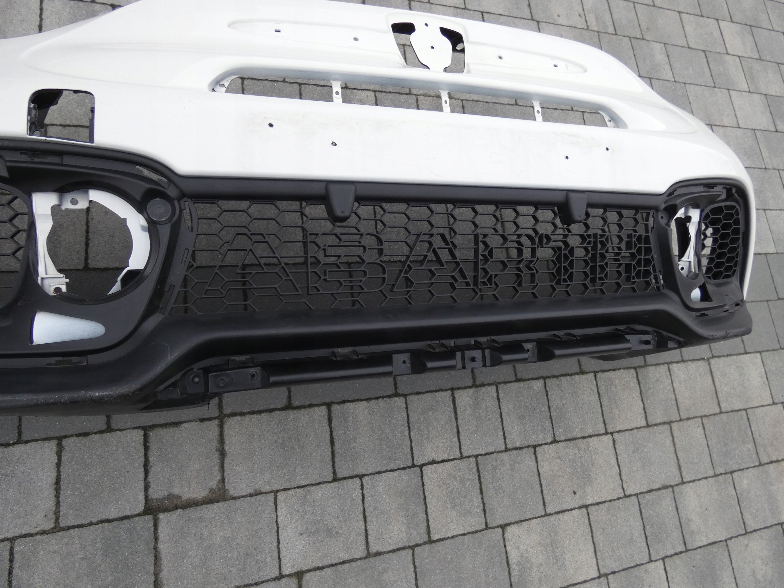 Kühlergrill Fiat ABARTH 500 FRONTGRILL 7356330447 Kühlergitter