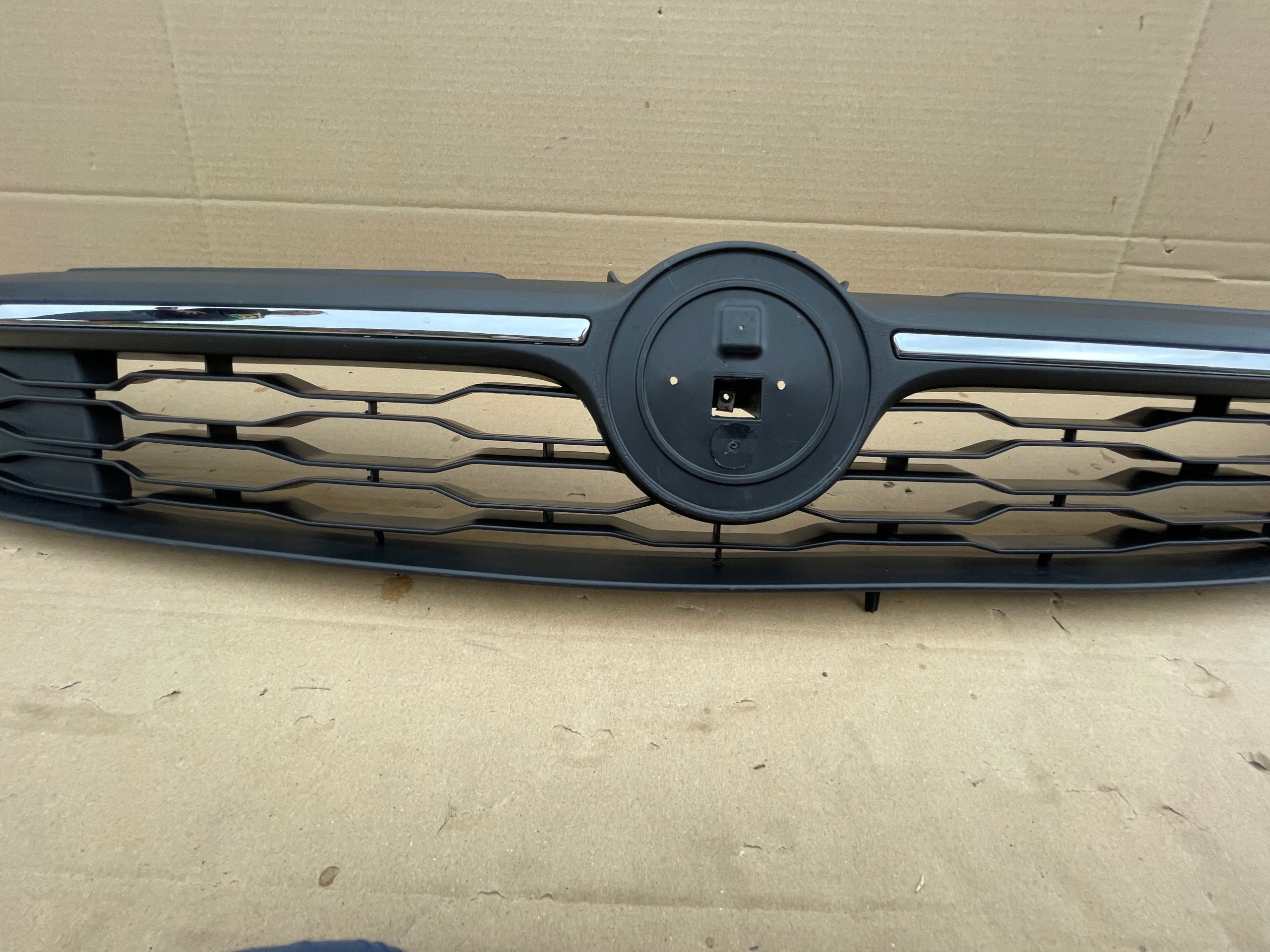 Kühlergrill Fiat DOBLO FRONTGRILL 7355942047 Kühlergitter