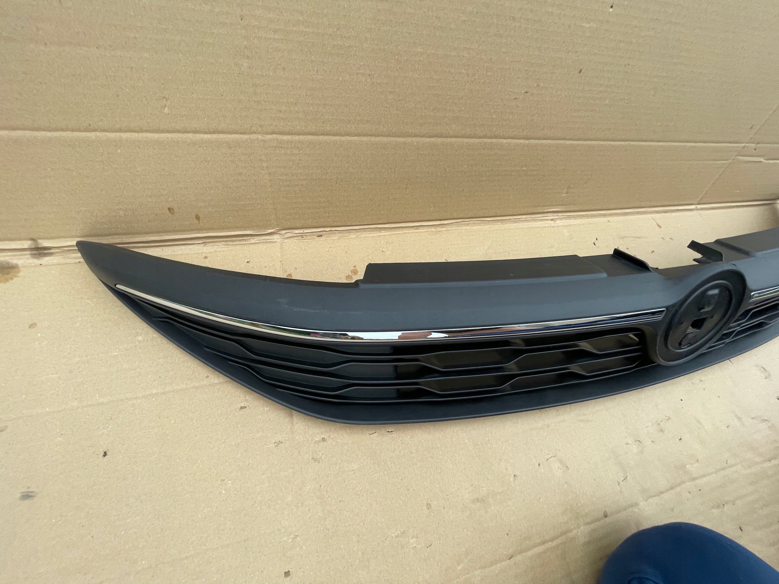 Kühlergrill Fiat DOBLO FRONTGRILL 7355942047 Kühlergitter