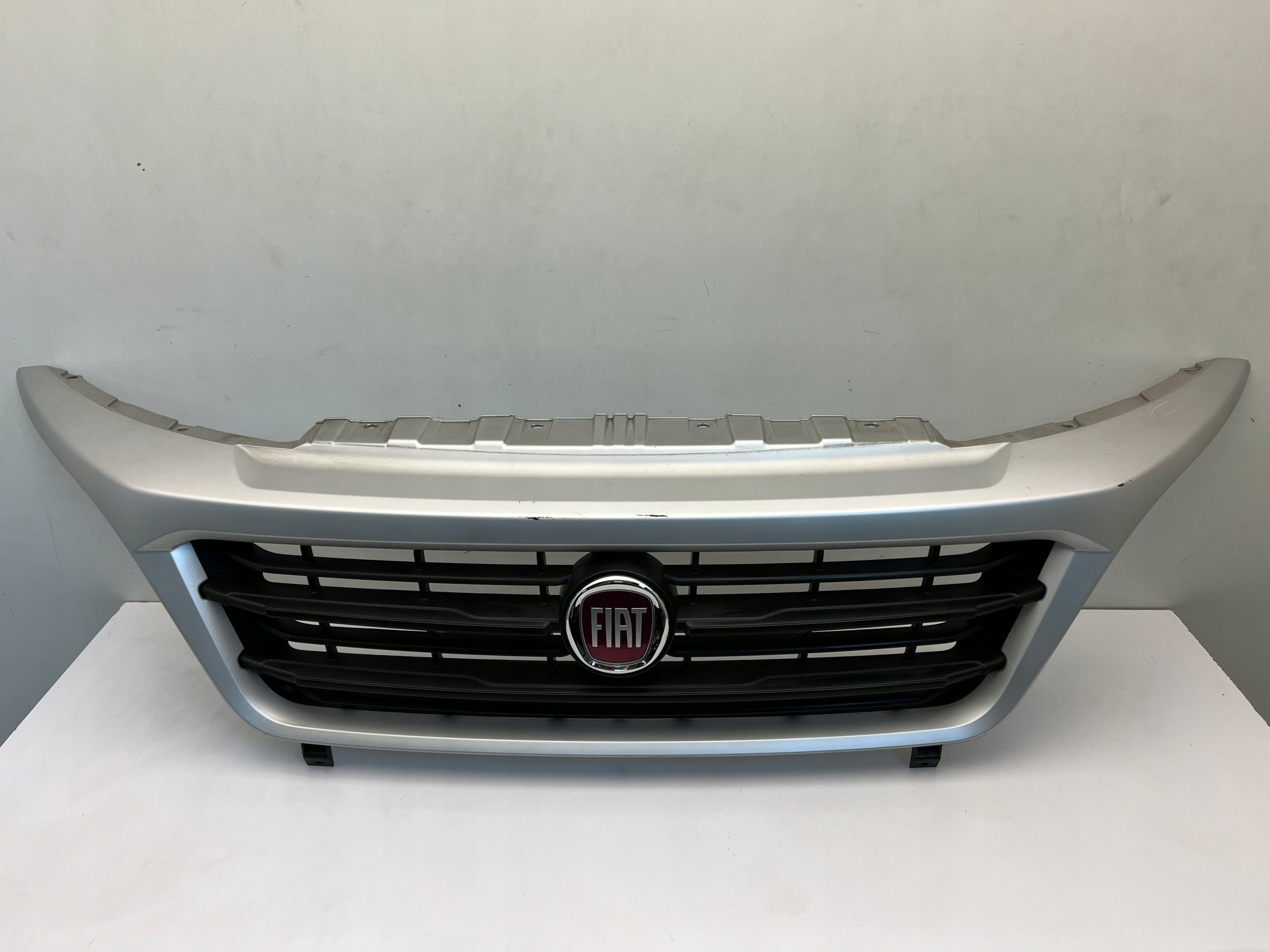 Kühlergrill Fiat DUCATO FRONTGRILL 1807215118 Kühlergitter