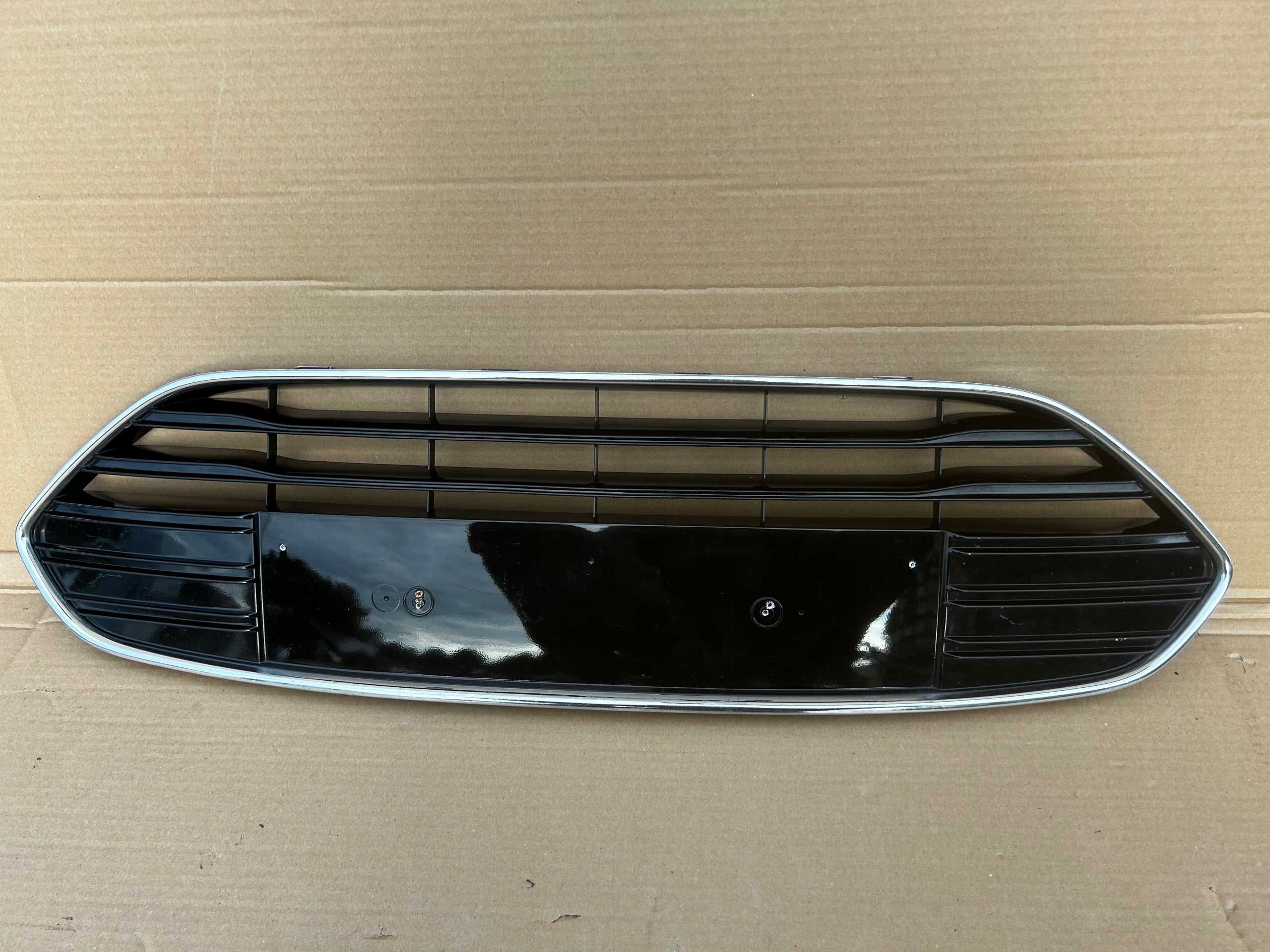  Kühlergrill Ford I 132 FRONTGRILL AV1117B968BO Kühlergitter product image