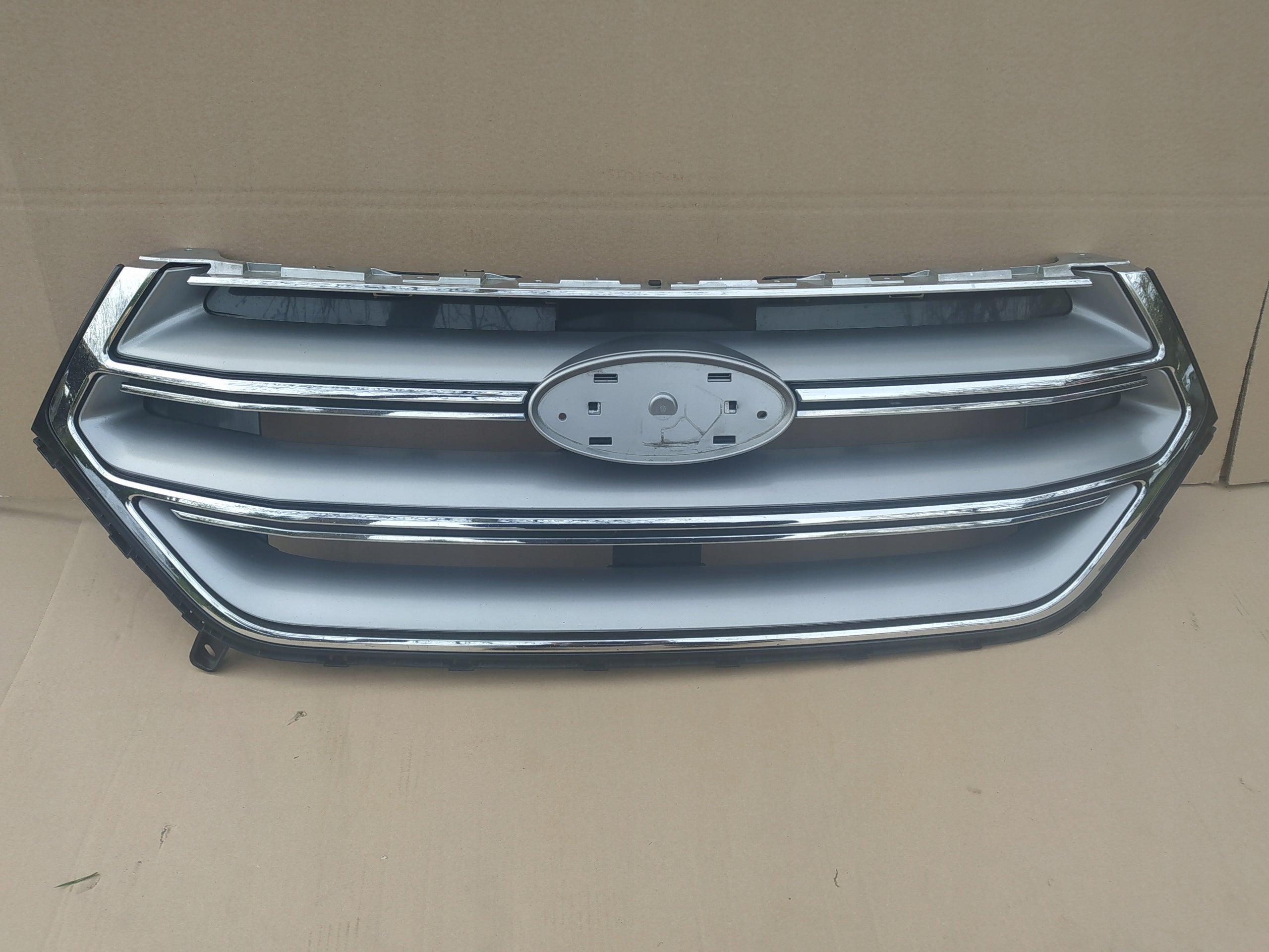 Kühlergrill Ford I 2 EDGE 4 FRONTGRILL FT4B8200AFor Kühlergitter