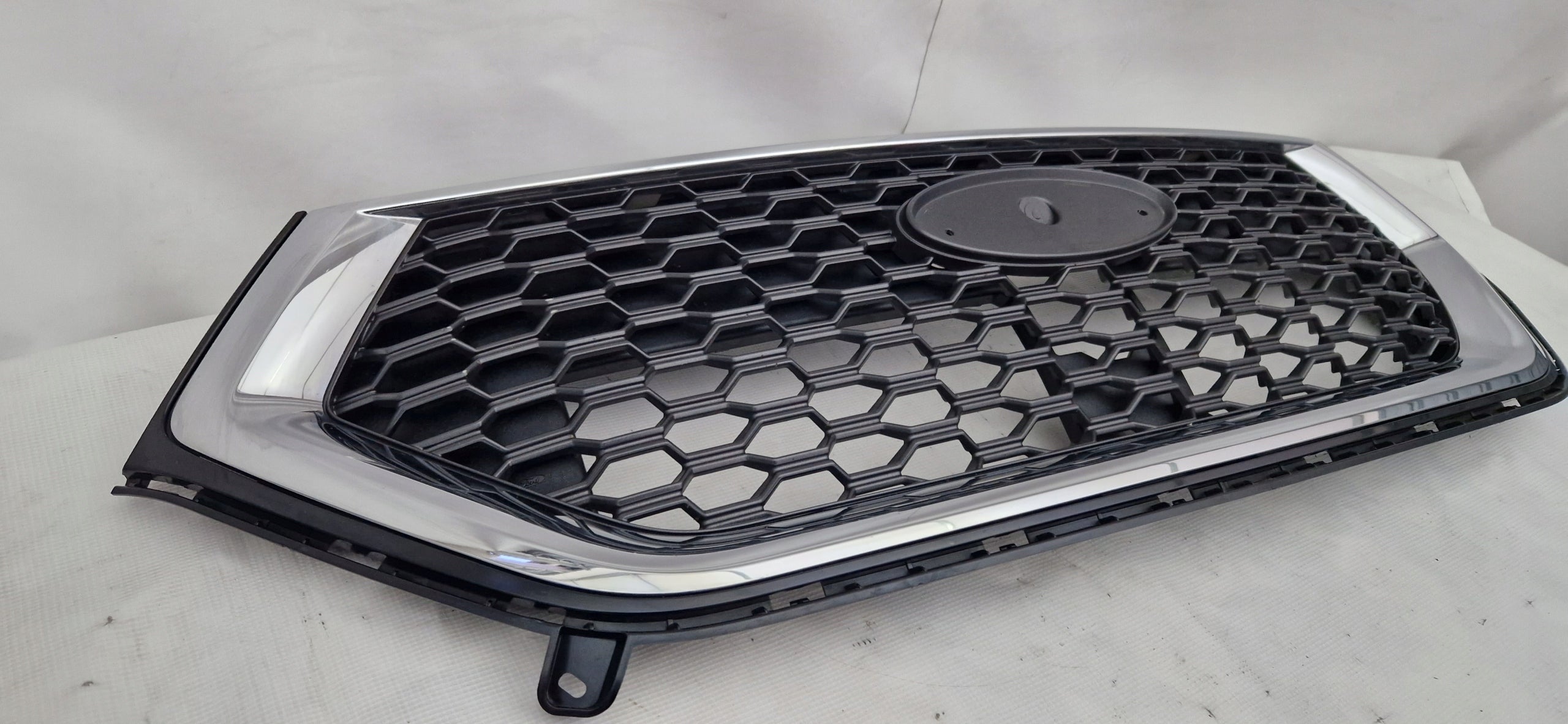 Kühlergrill Ford I EDGE FRONTGRILL GT4B8200GT4B Kühlergitter