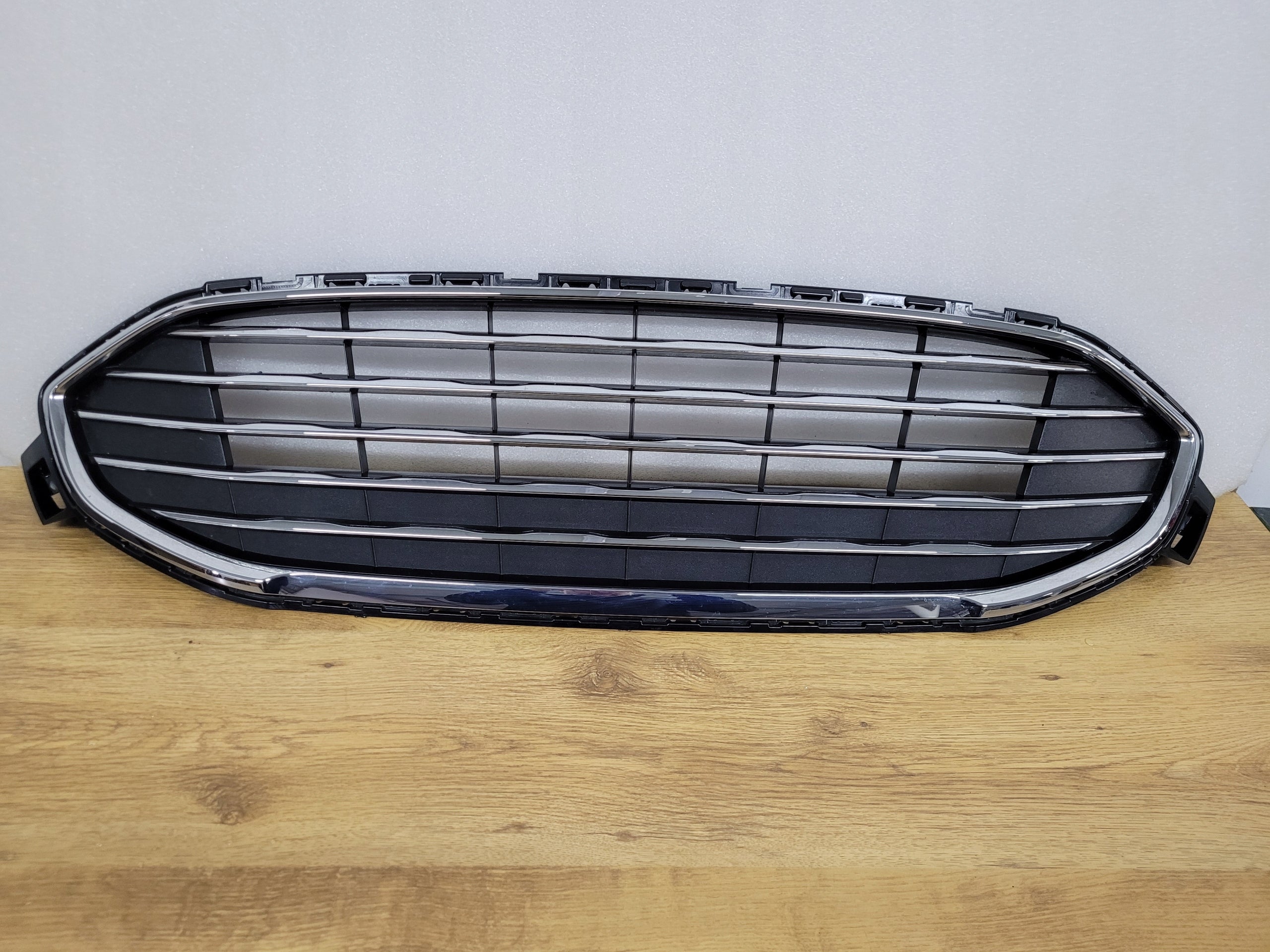  Kühlergrill Ford I GALAXY 3 2 FRONTGRILL LM2B8200LM2B Kühlergitter product image