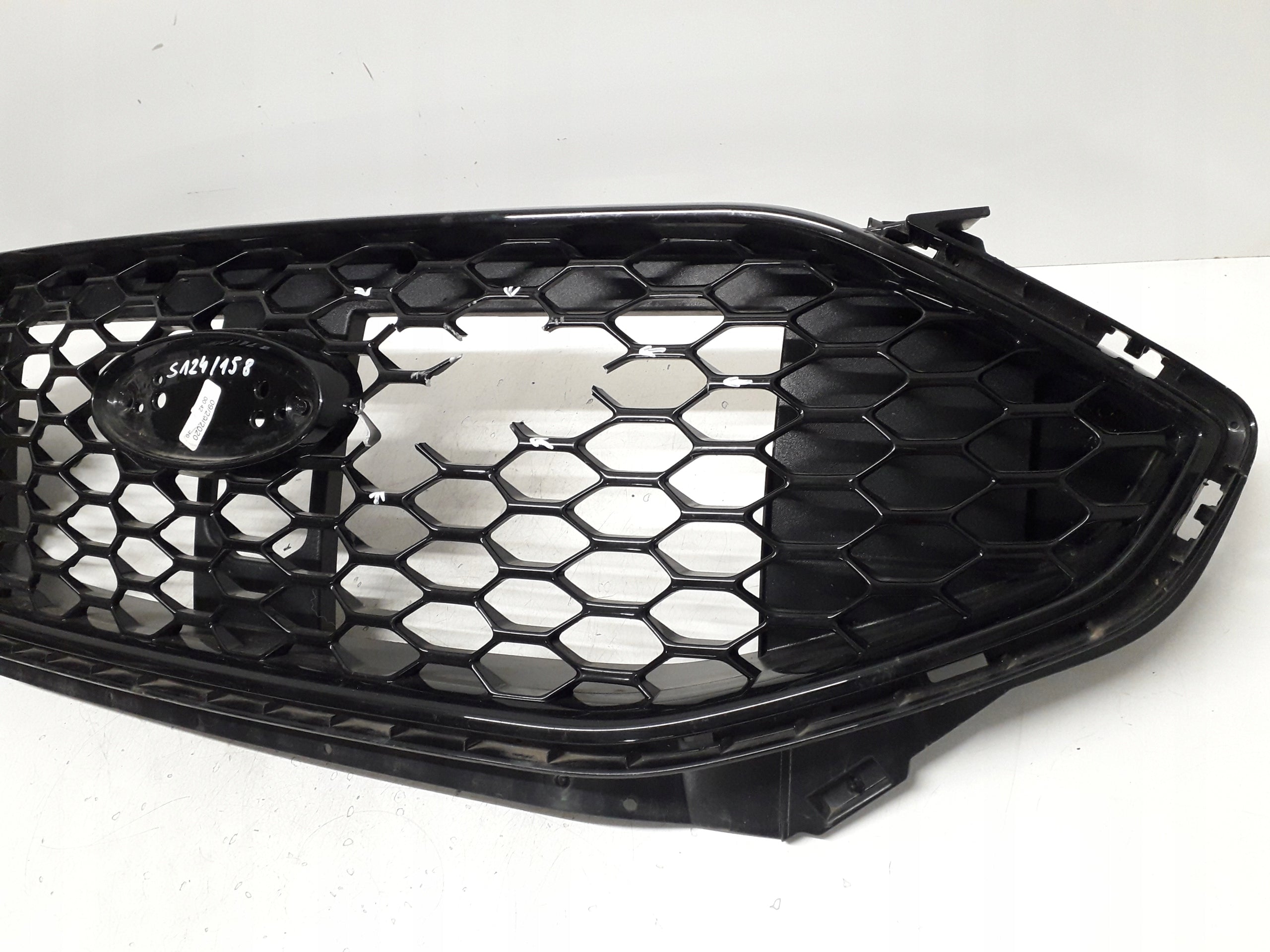 Kühlergrill Ford 2 EDGE I 1 4 FRONTGRILL KT4B8200FORD Kühlergitter