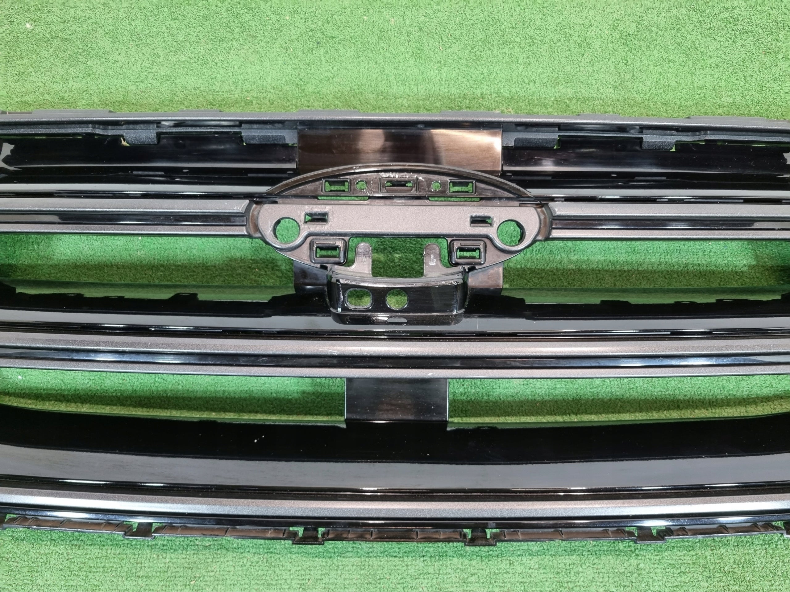 Kühlergrill Ford 2 EDGE I 1 4 FRONTGRILL GT4B8191ORG Kühlergitter