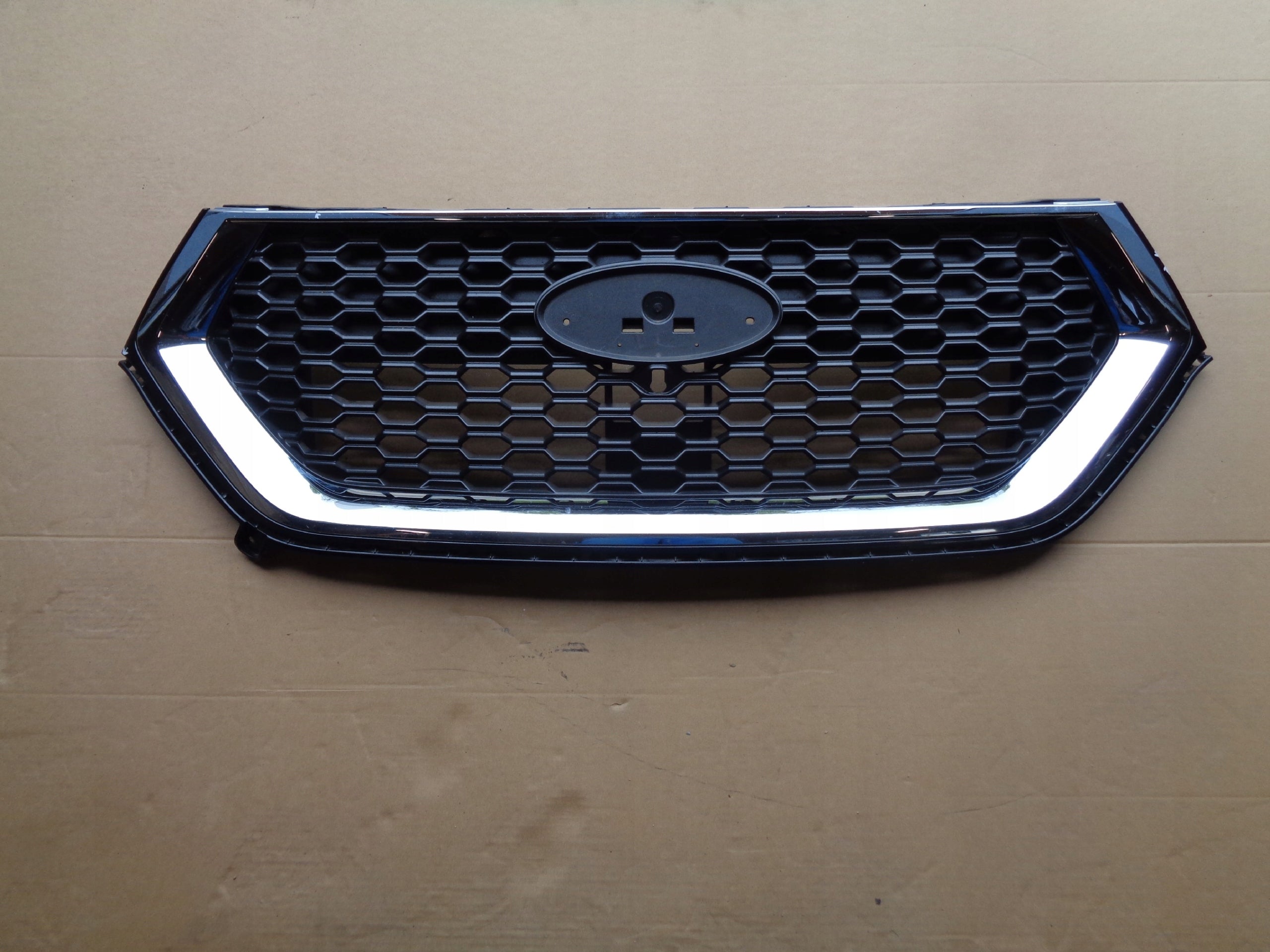  Kühlergrill Ford I 2 EDGE 4 FRONTGRILL GT4B8200XAWG Kühlergitter product image