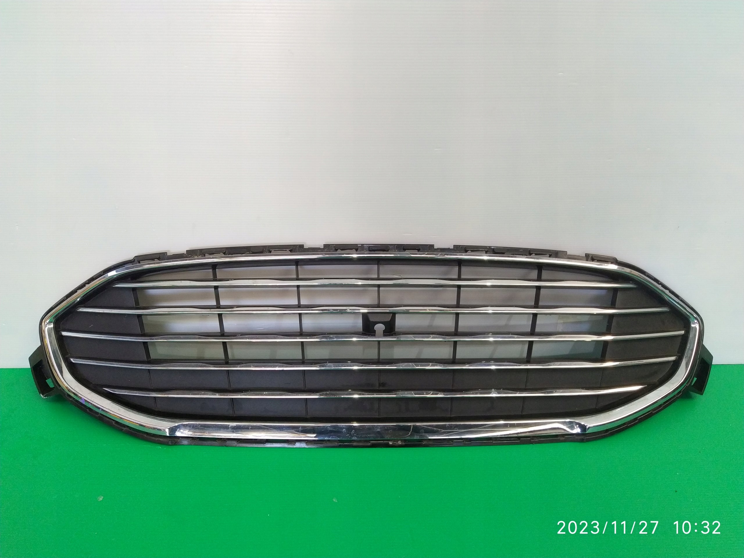  Radiator grille Ford I GALAXY 2 4 FRONT GRILL LM2B8200AGRI Radiator grille  product image