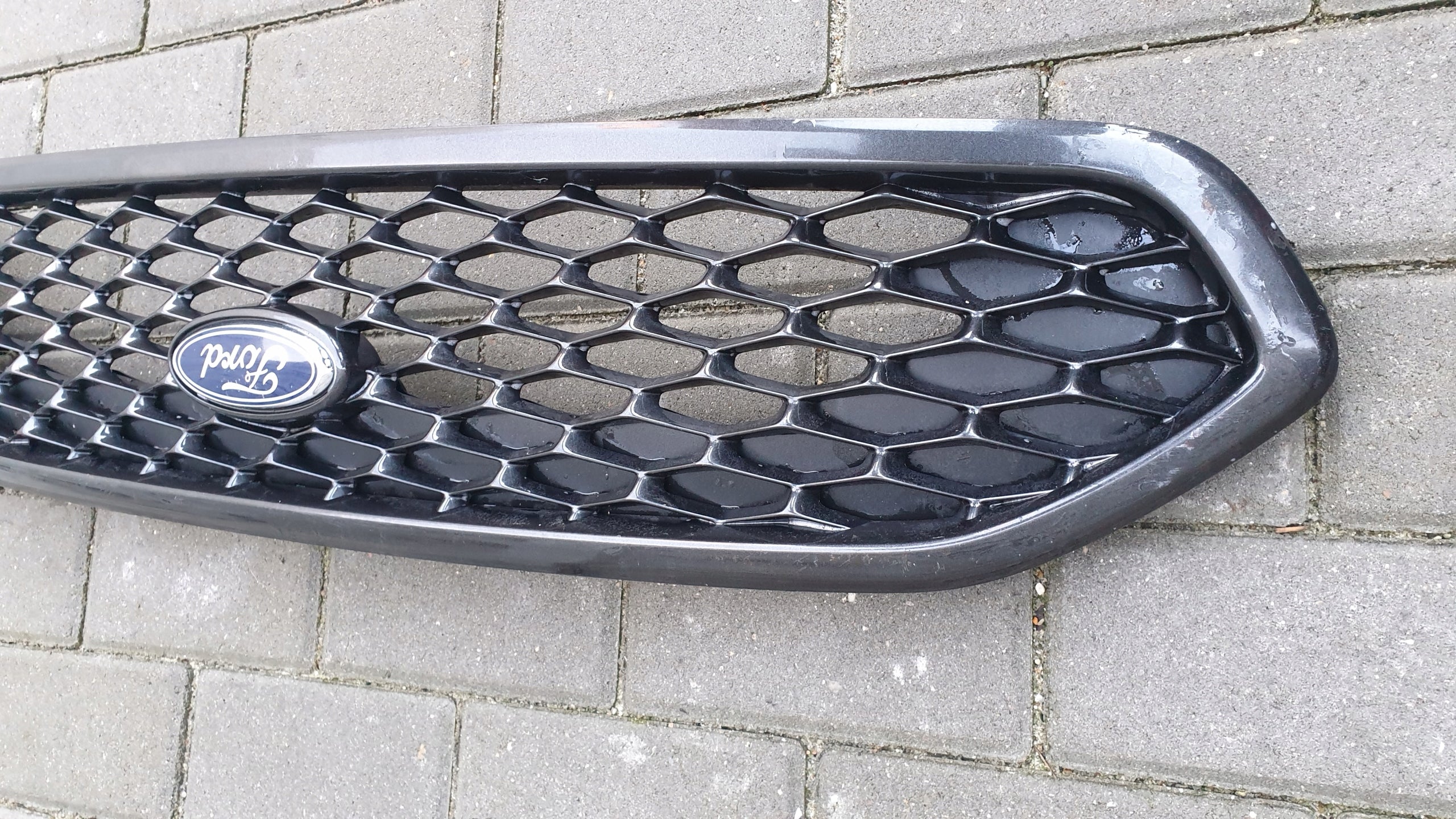 Kühlergrill Ford KA PLUS IV FRONTGRILL Kühlergitter