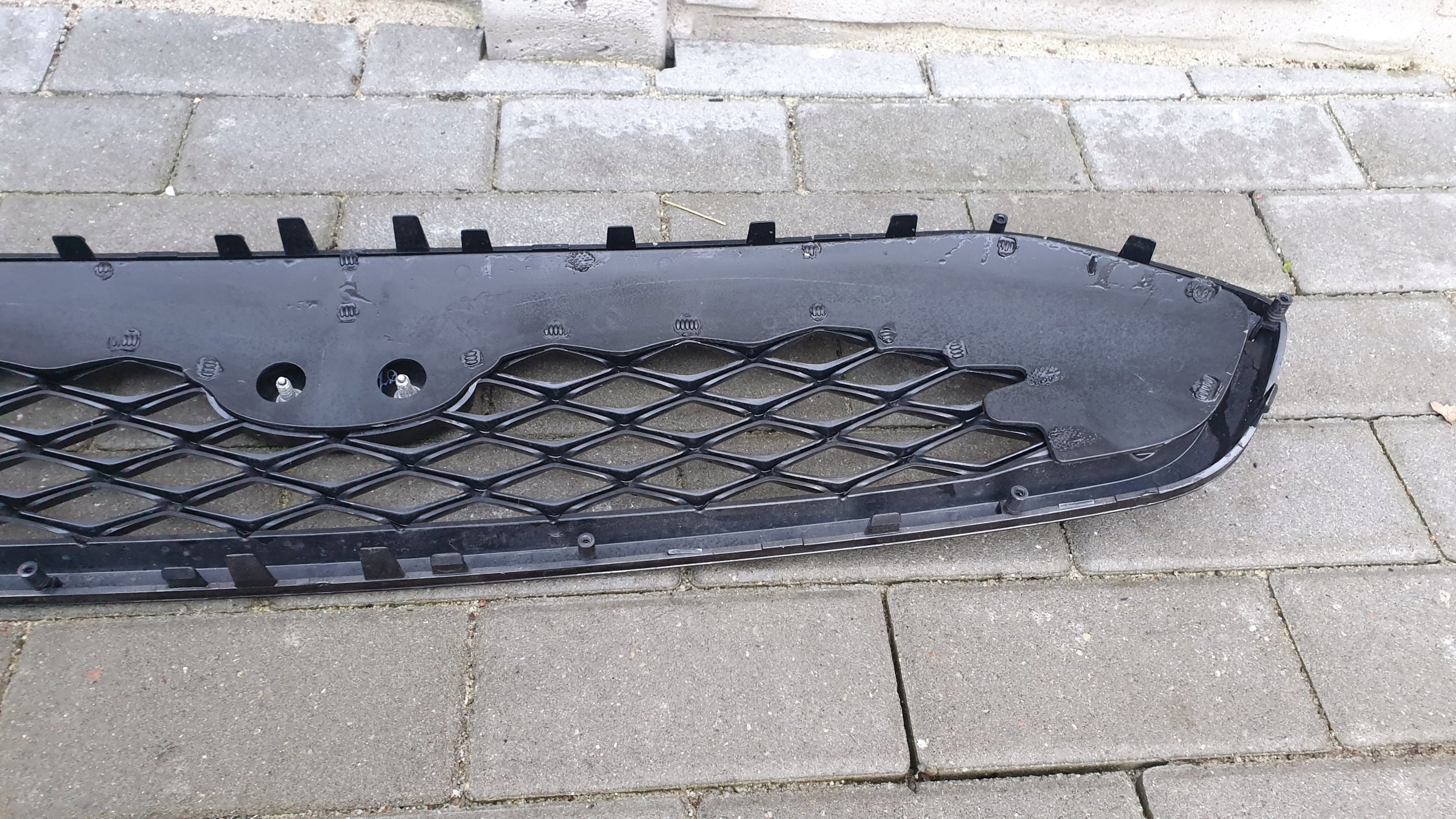 Kühlergrill Ford KA PLUS IV FRONTGRILL Kühlergitter