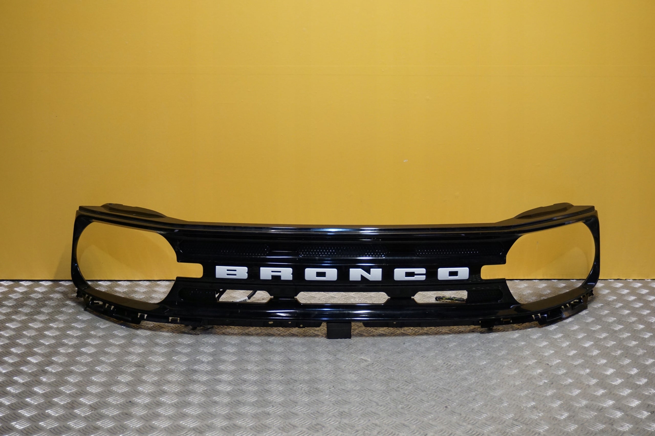  Kühlergrill Ford 3 2 I 1 BRONCO  FRONTGRILL Kühlergitter product image