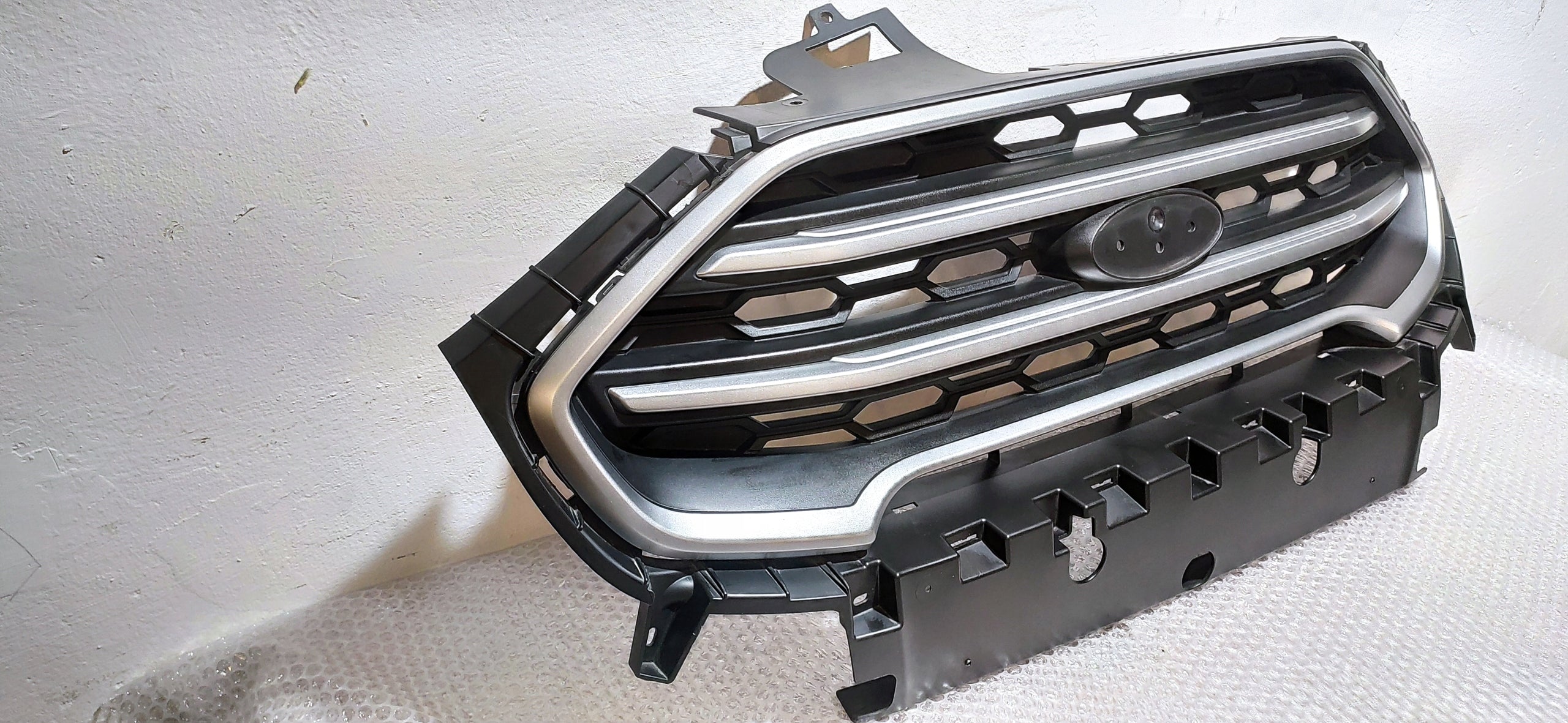 Kühlergrill Ford II 2 1 ECOSPORT FRONTGRILL GN1517B968E Kühlergitter