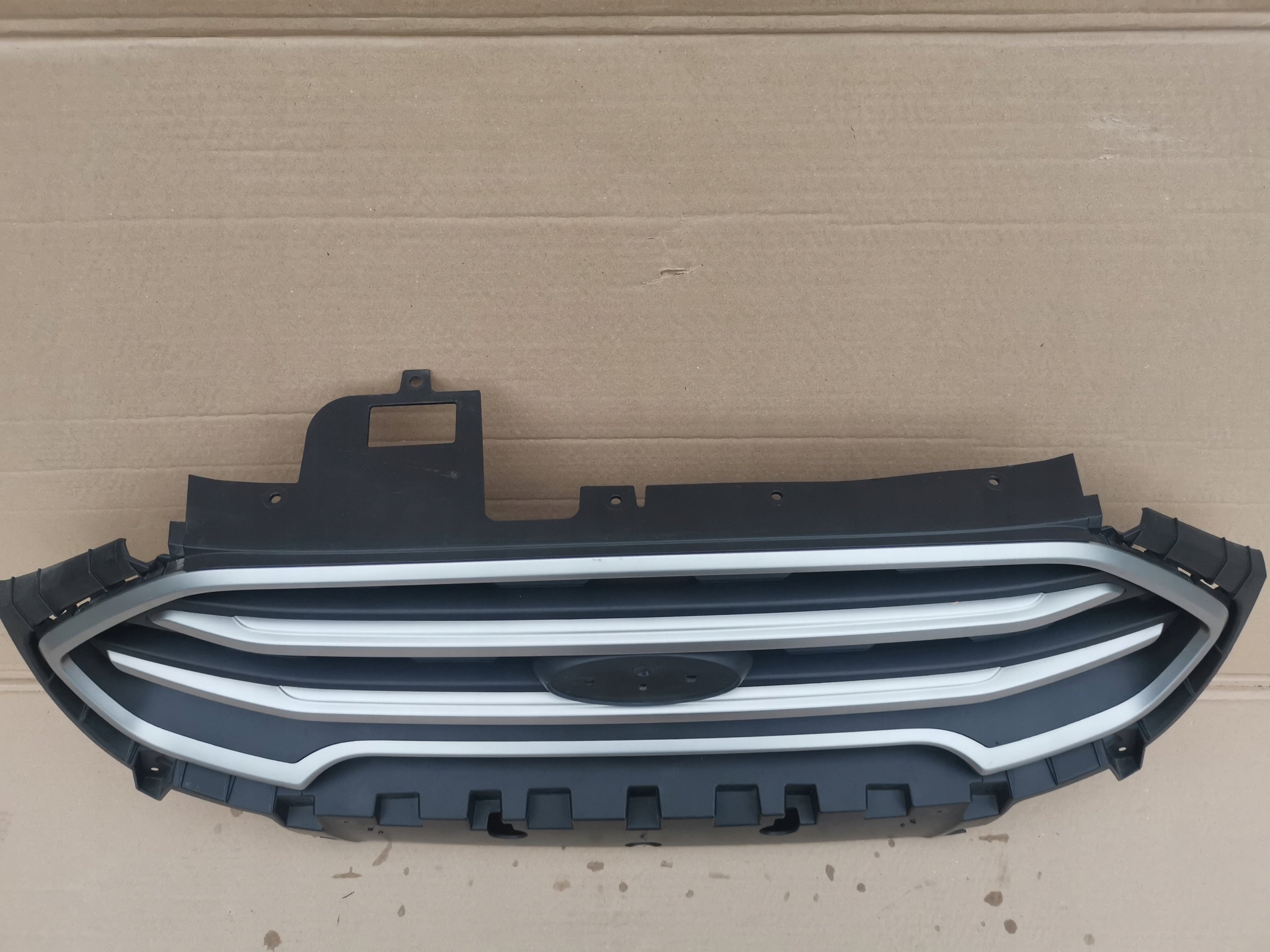 Kühlergrill Ford I 1 ECOSPORT FRONTGRILL RZÓD17FORDEC Kühlergitter