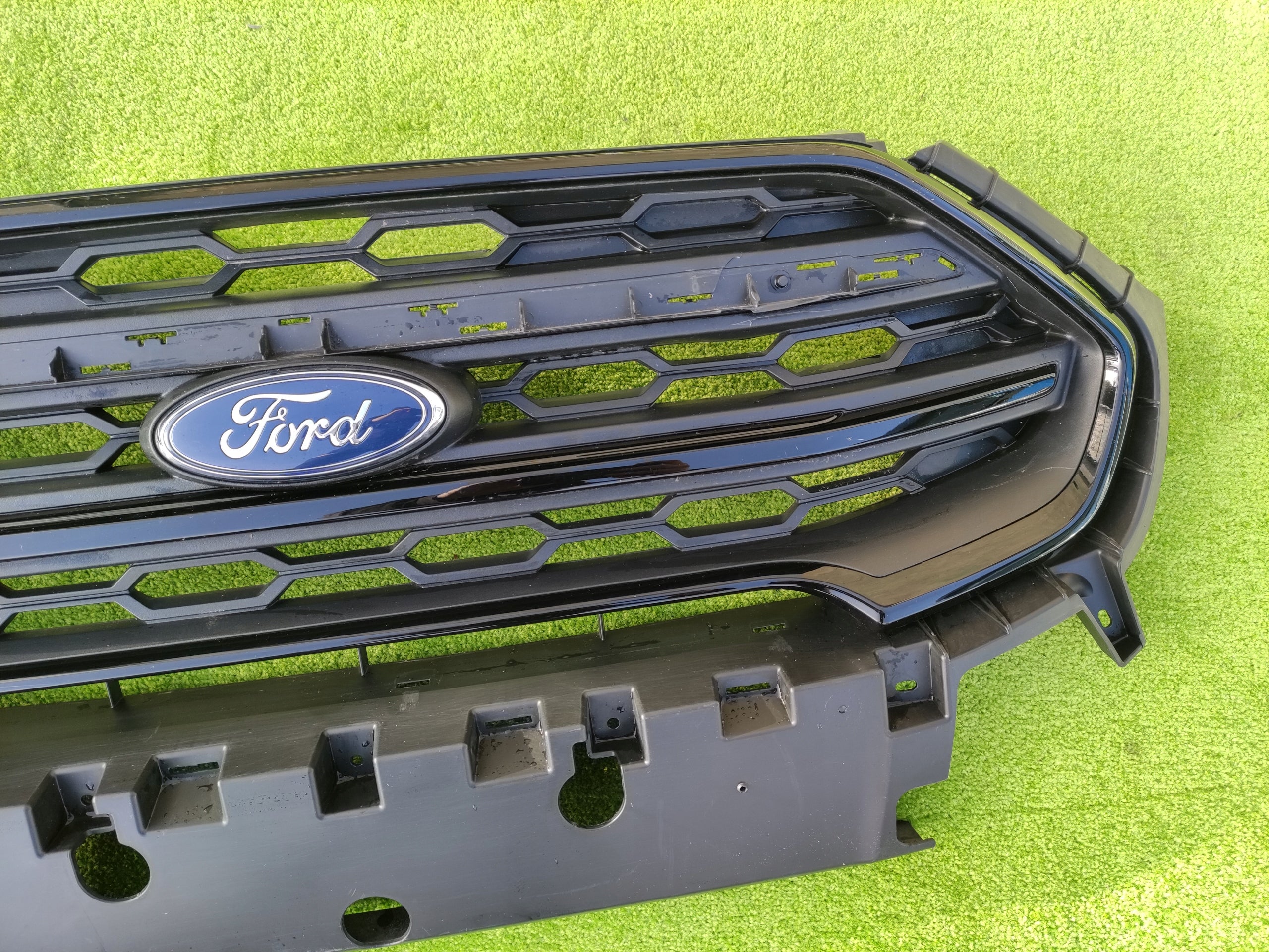 Kühlergrill Ford II 1 ECOSPORT FRONTGRILL GN1517B968E Kühlergitter