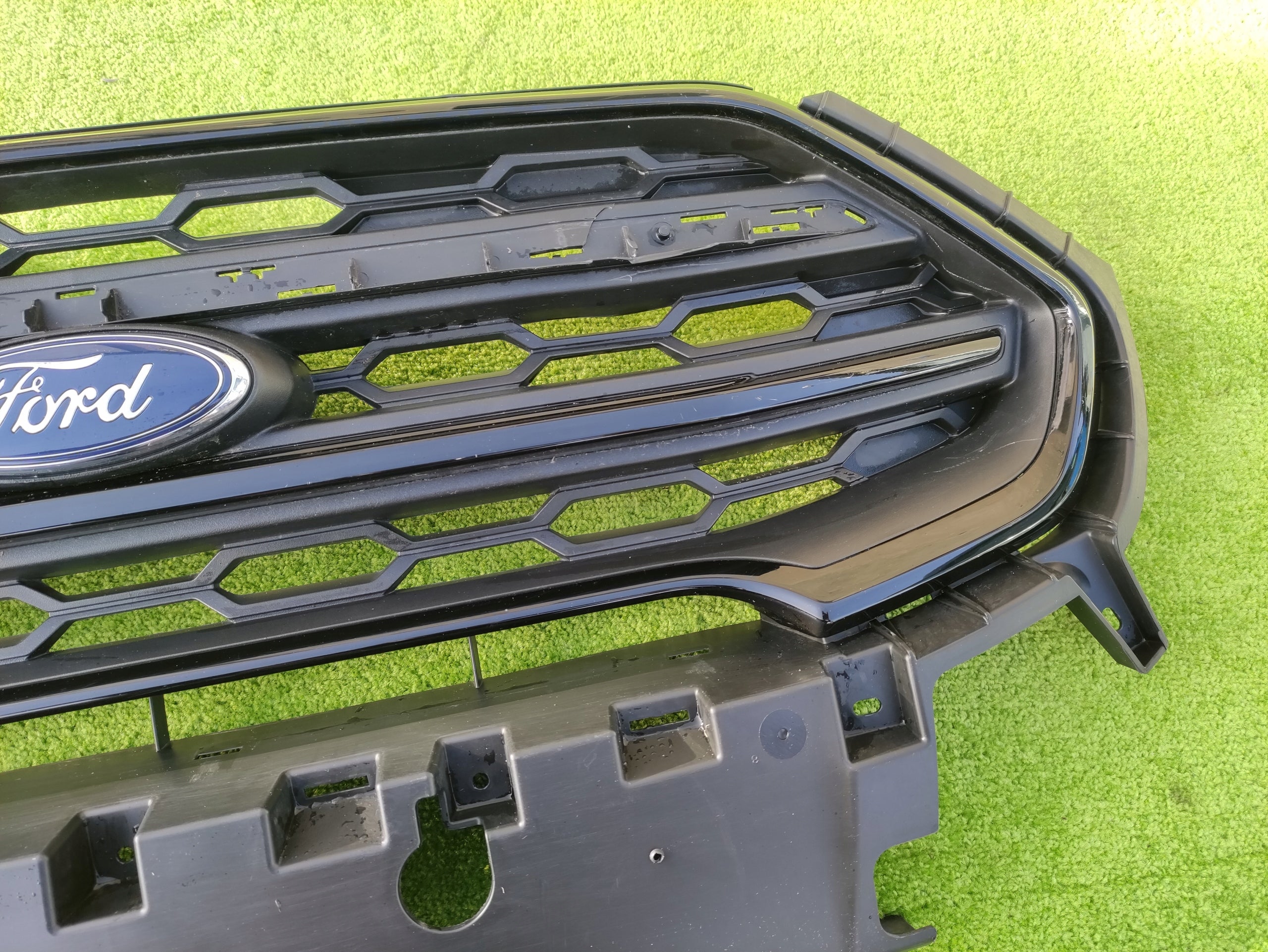 Kühlergrill Ford II 1 ECOSPORT FRONTGRILL GN1517B968E Kühlergitter