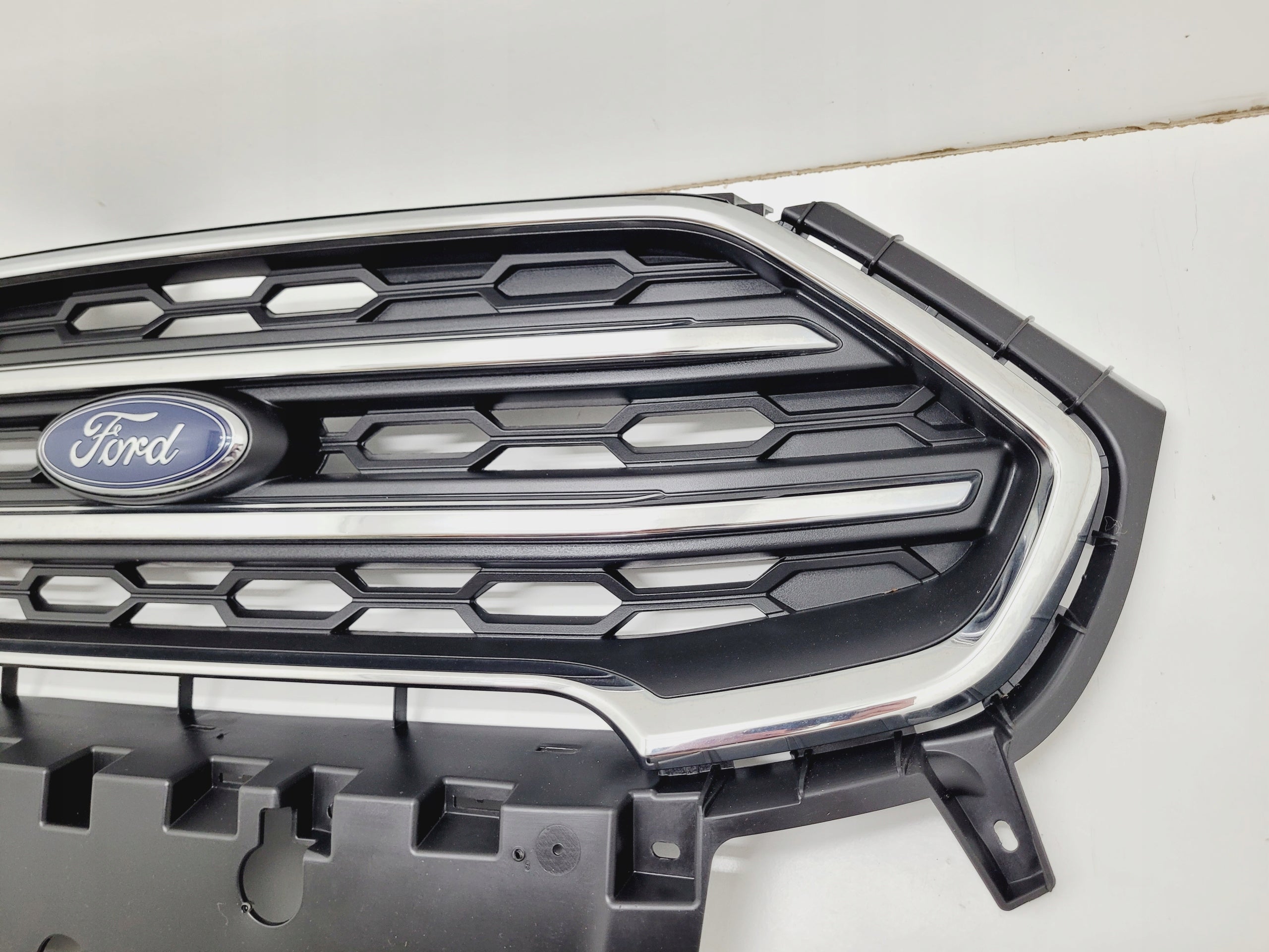 Kühlergrill Ford ECOSPORT I 1 2 II FRONTGRILL T2II17GRILLA Kühlergitter