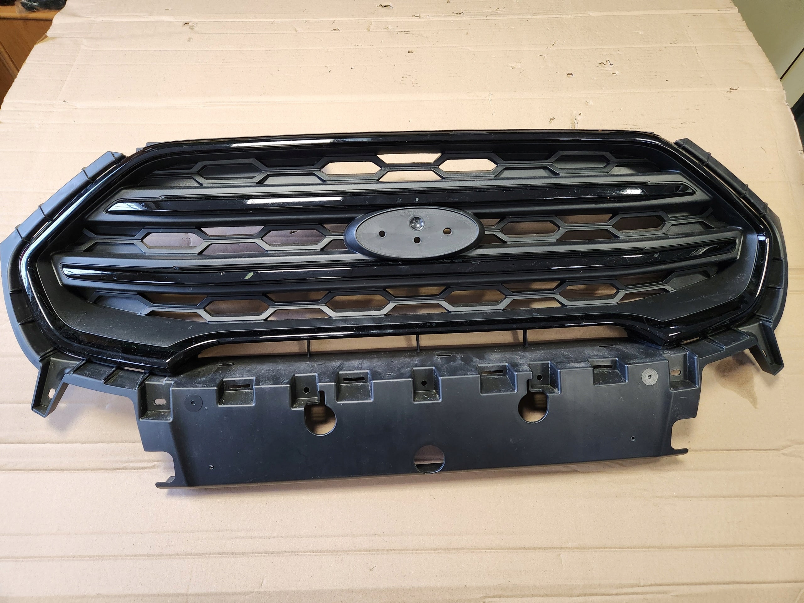 Kühlergrill Ford II 1 2 ECOSPORT FRONTGRILL GN1517B968EW Kühlergitter