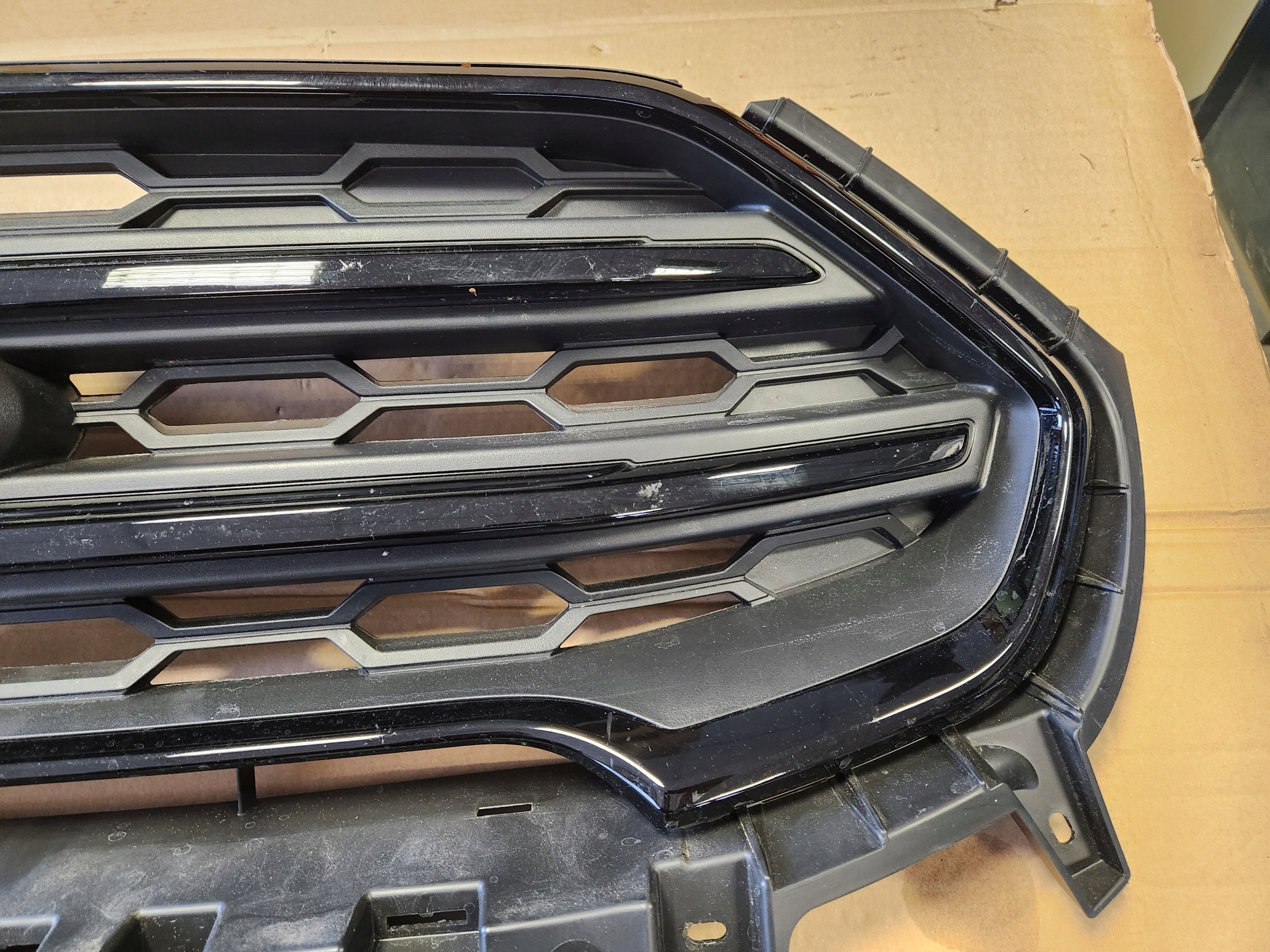 Kühlergrill Ford II 1 2 ECOSPORT FRONTGRILL GN1517B968EW Kühlergitter